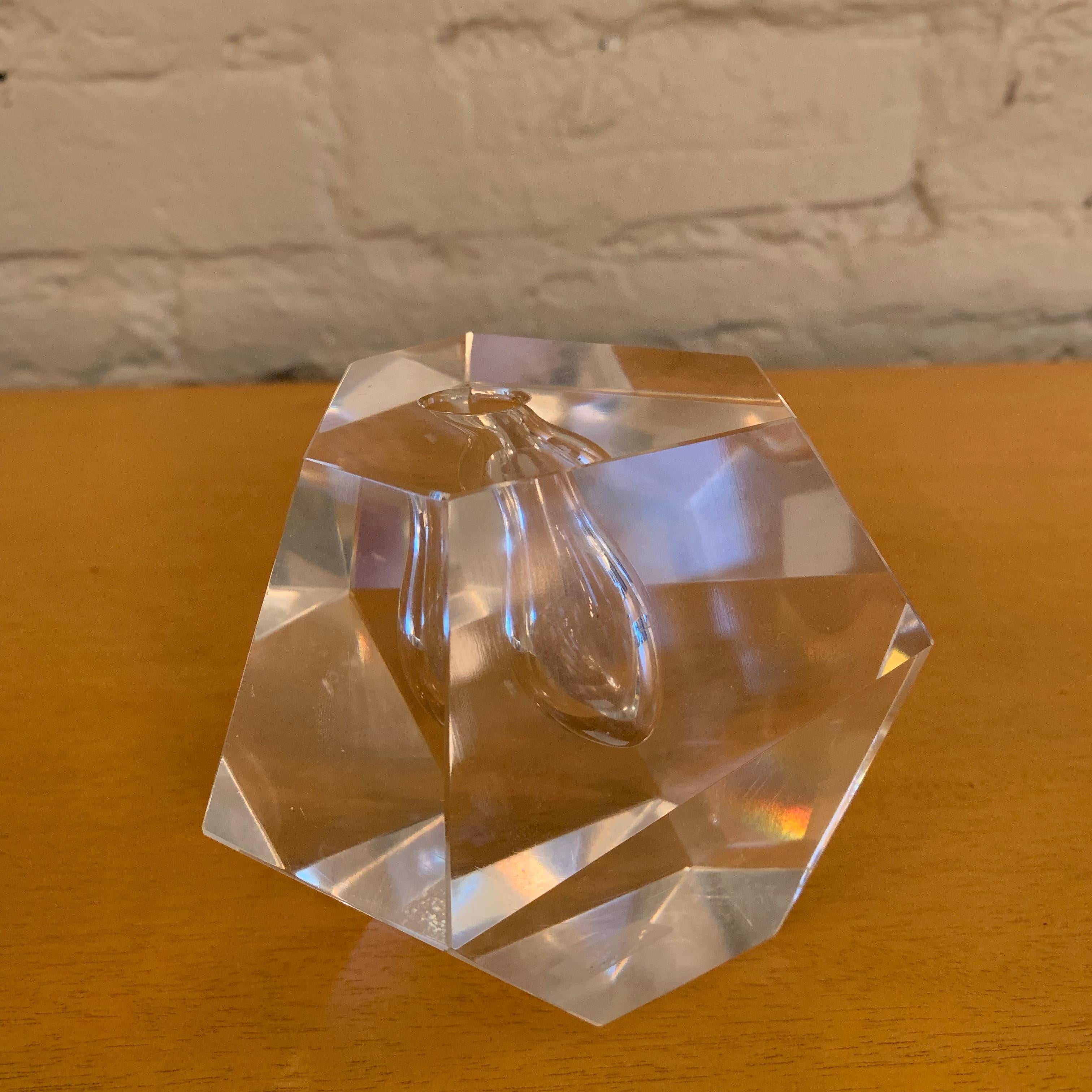 Facettierte Kristall-Knospenvase „Orchidee“ von Timo Sarpaneva für littala, Finnland im Zustand „Gut“ im Angebot in Brooklyn, NY