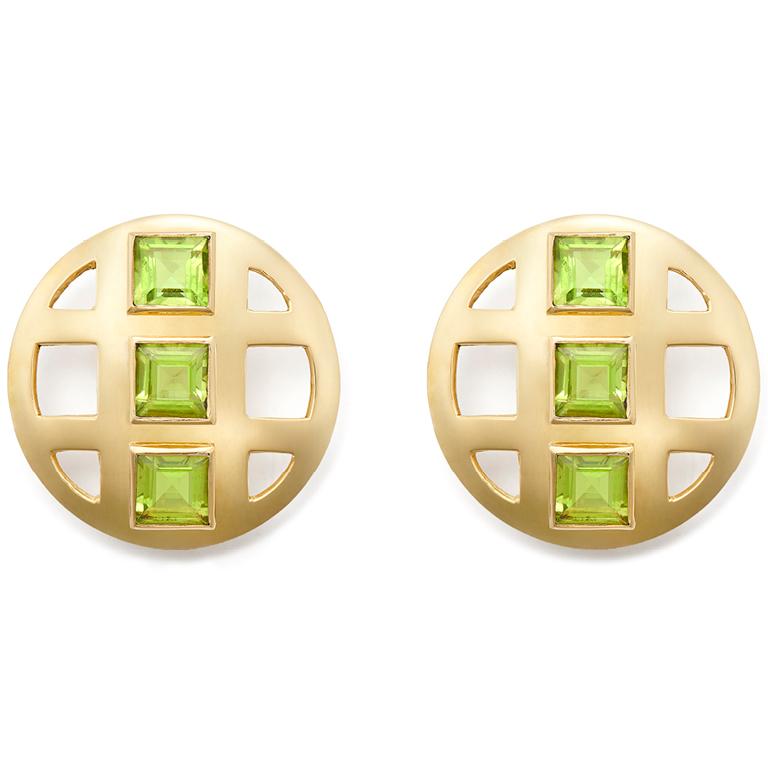 Susan Lister Locke Square Cut Faceted Peridot Lattice Earrings set in 18K Gold  In New Condition In Nantucket, MA