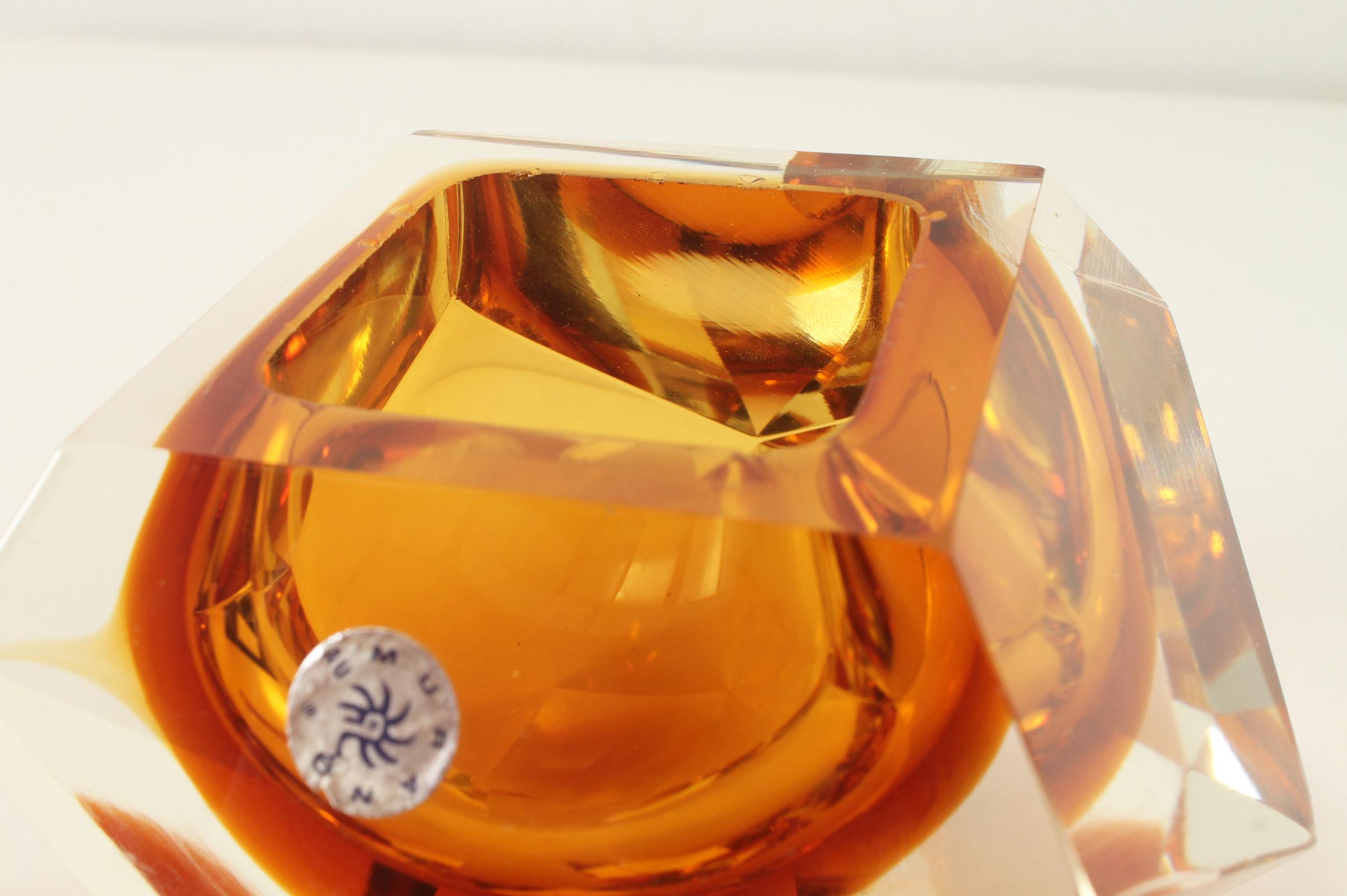 Facettierter Murano-Aschenbecher mit Diamanten von Flavio Poli, Italien (Mitte des 20. Jahrhunderts) im Angebot