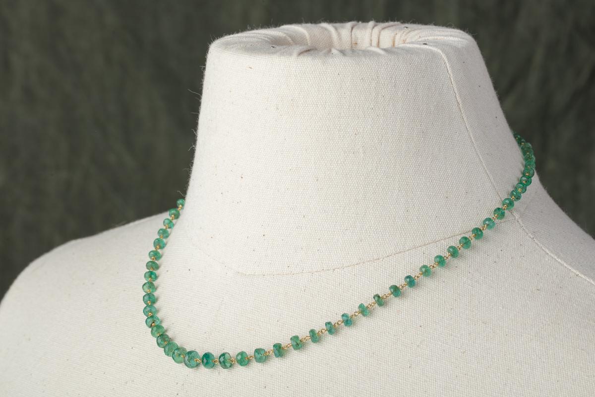 Women's or Men's Faceted Emerald and 18 Karat Gold Beaded Necklace