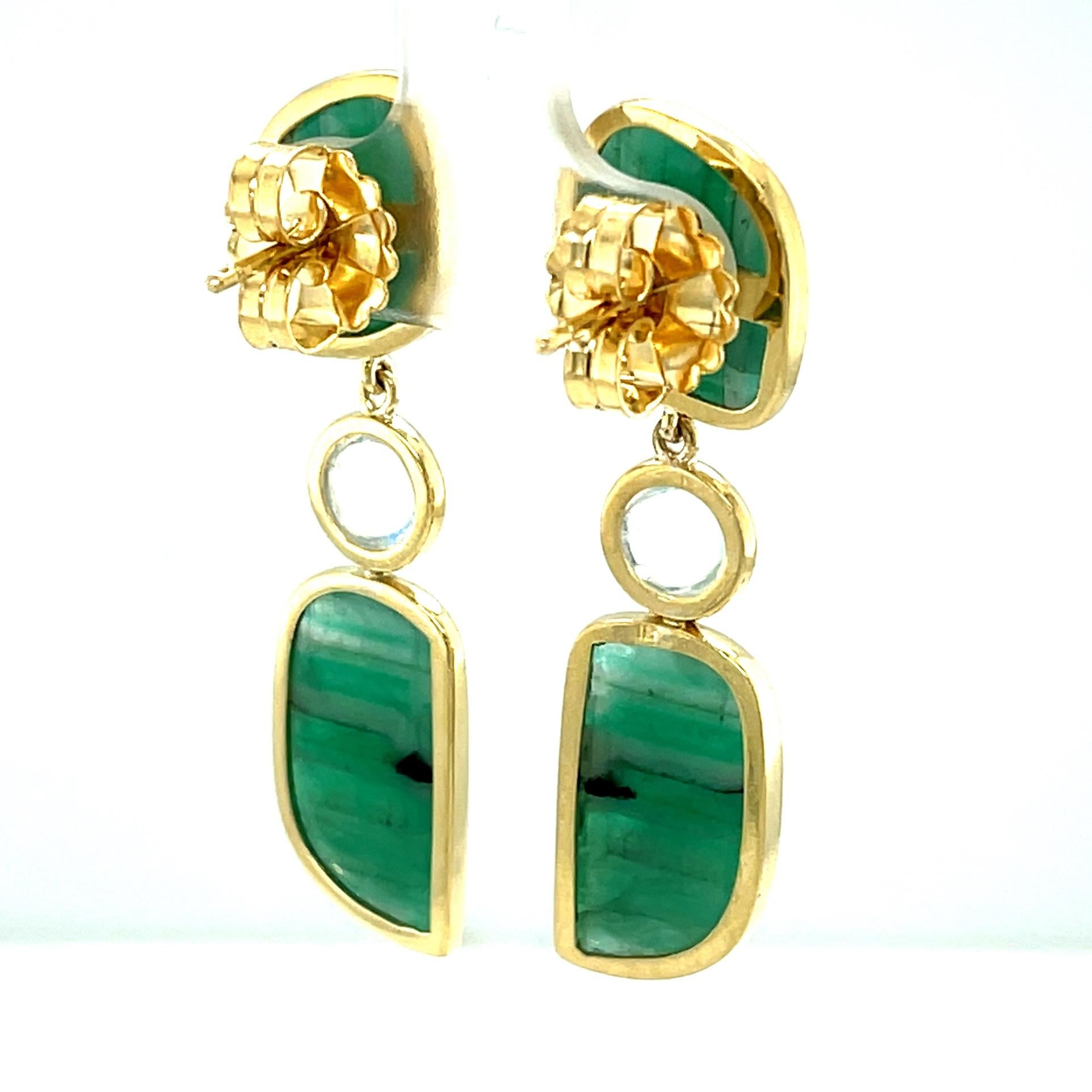 Faceted Emerald Slice and Rainbow Moonstone Dangle Earrings in 18k Yellow Gold For Sale 4