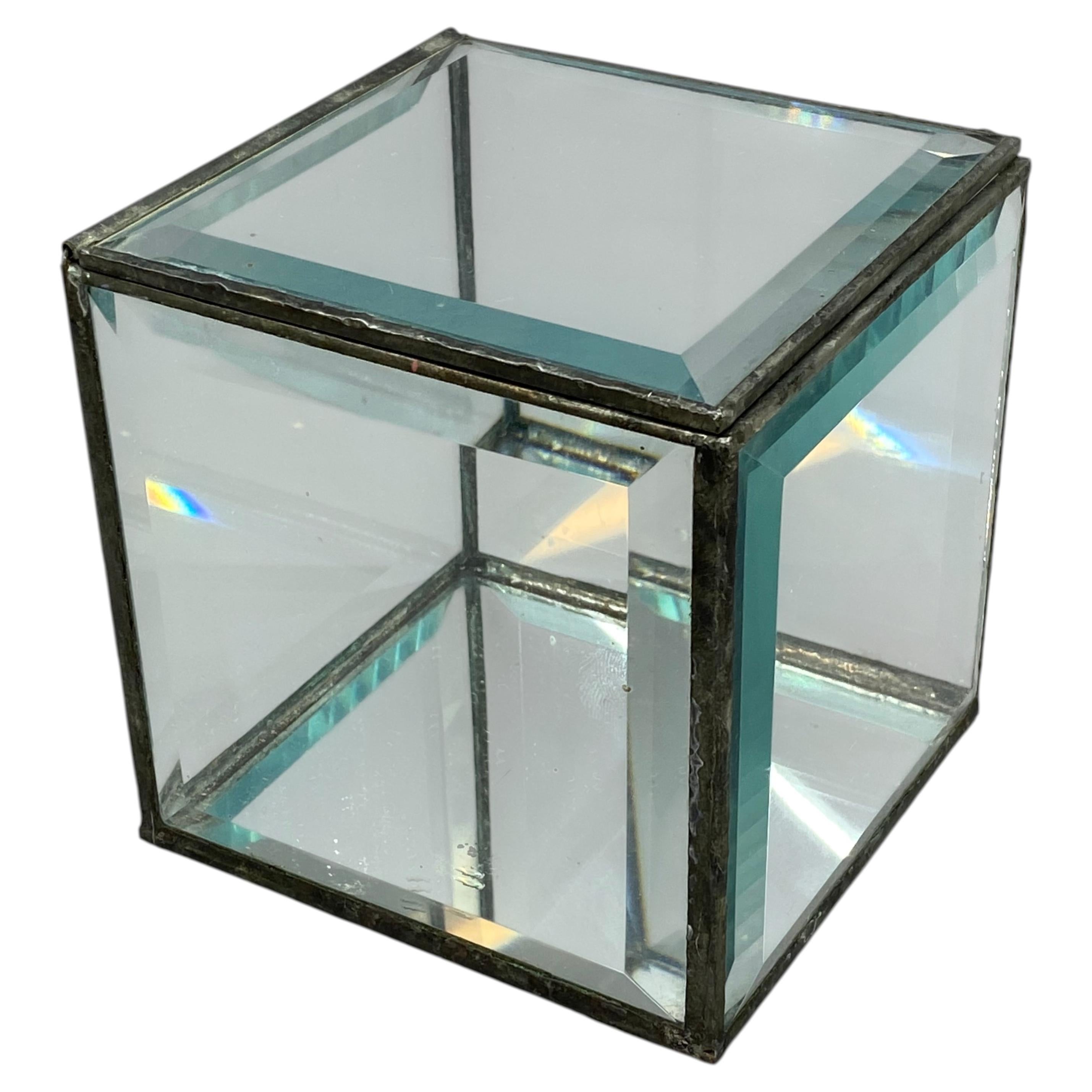 Faceted Glass Display Cube Showcase, Mirrored Base, Circa 1980