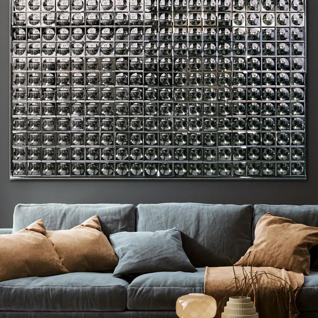 Français Miroir mural en verre à facettes, design futuriste des années 1970, taille L en vente