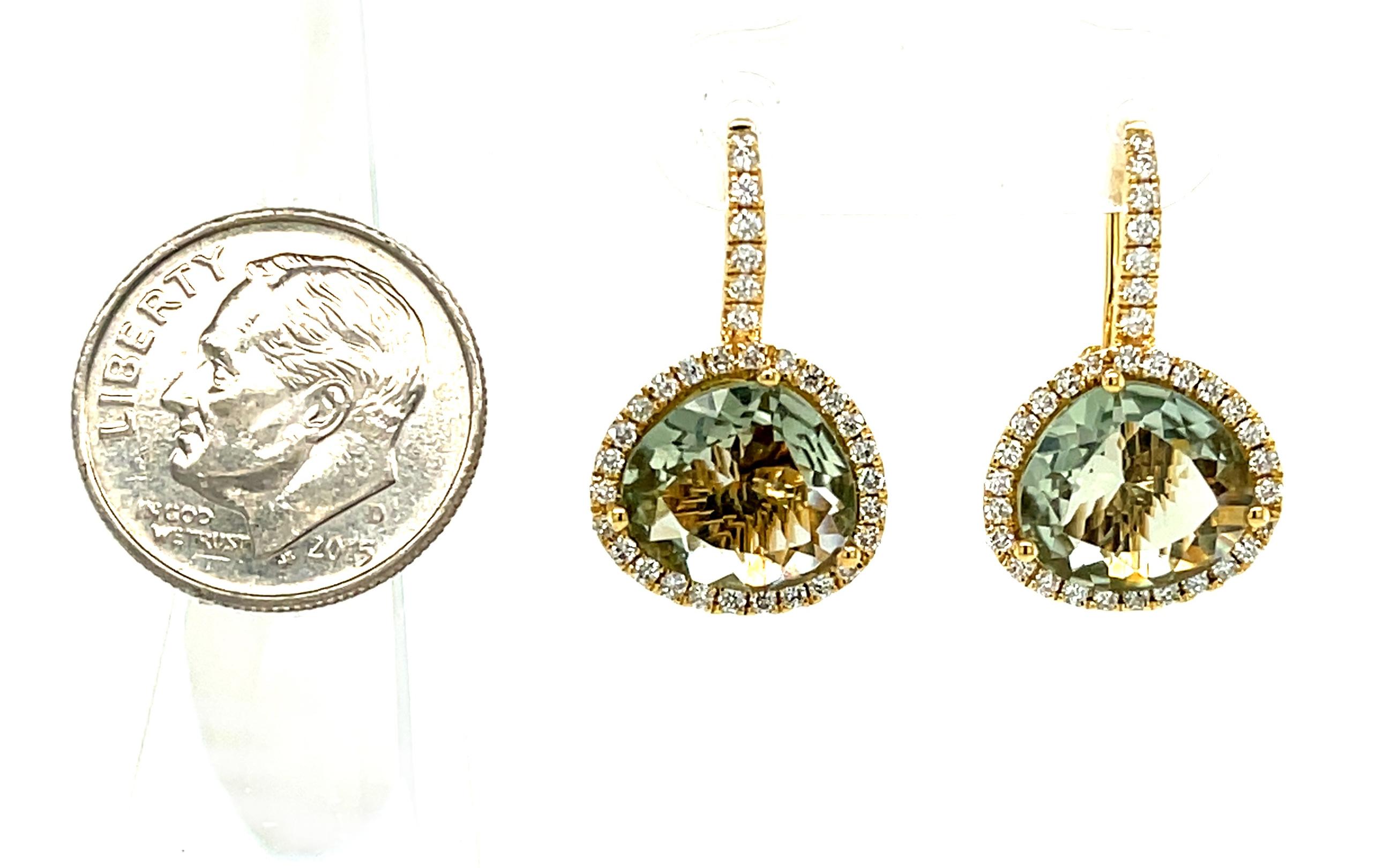Faceted Green Amethyst Quartz and Diamond Halo Drop Earrings in 18k Yellow Gold In New Condition For Sale In Los Angeles, CA