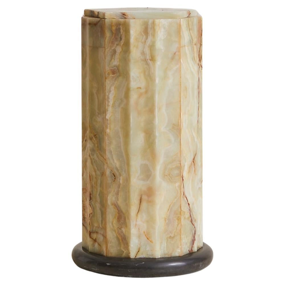 Faceted Green Onyx Pedestal with Pentagonal Top, 1970s im Angebot