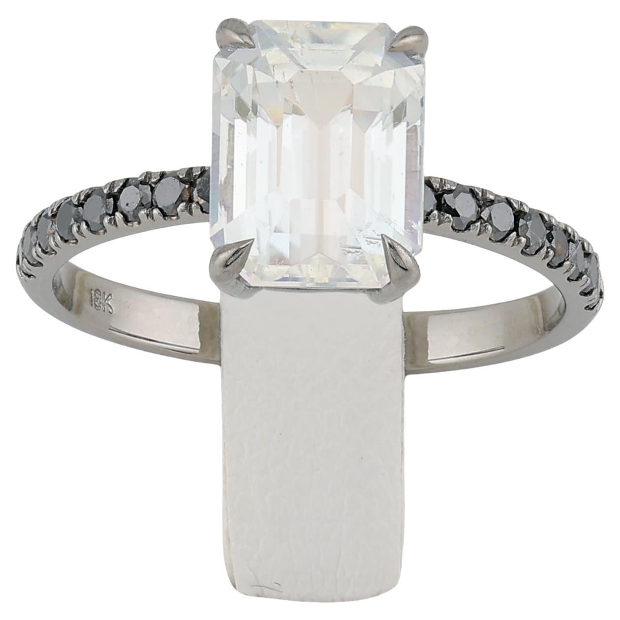 Faceted moonstone black diamonds golden ring For Sale