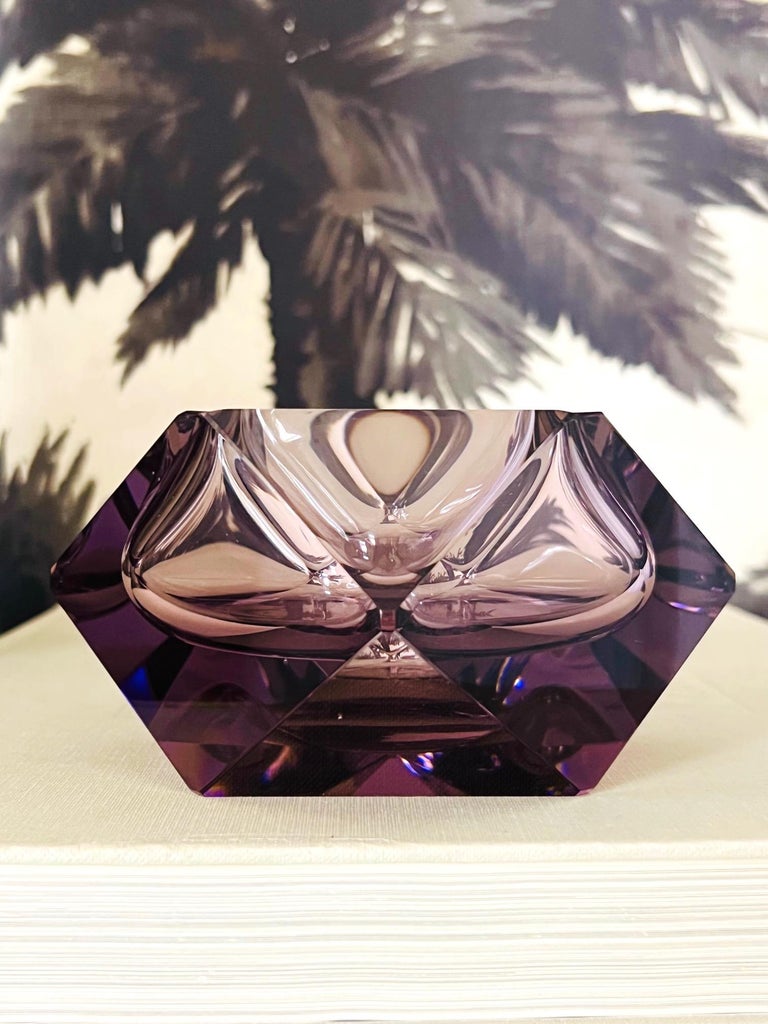 Faceted Murano Glass Ashtray in Purple Amethyst by Flavio Poli, c. 1960's For Sale 4