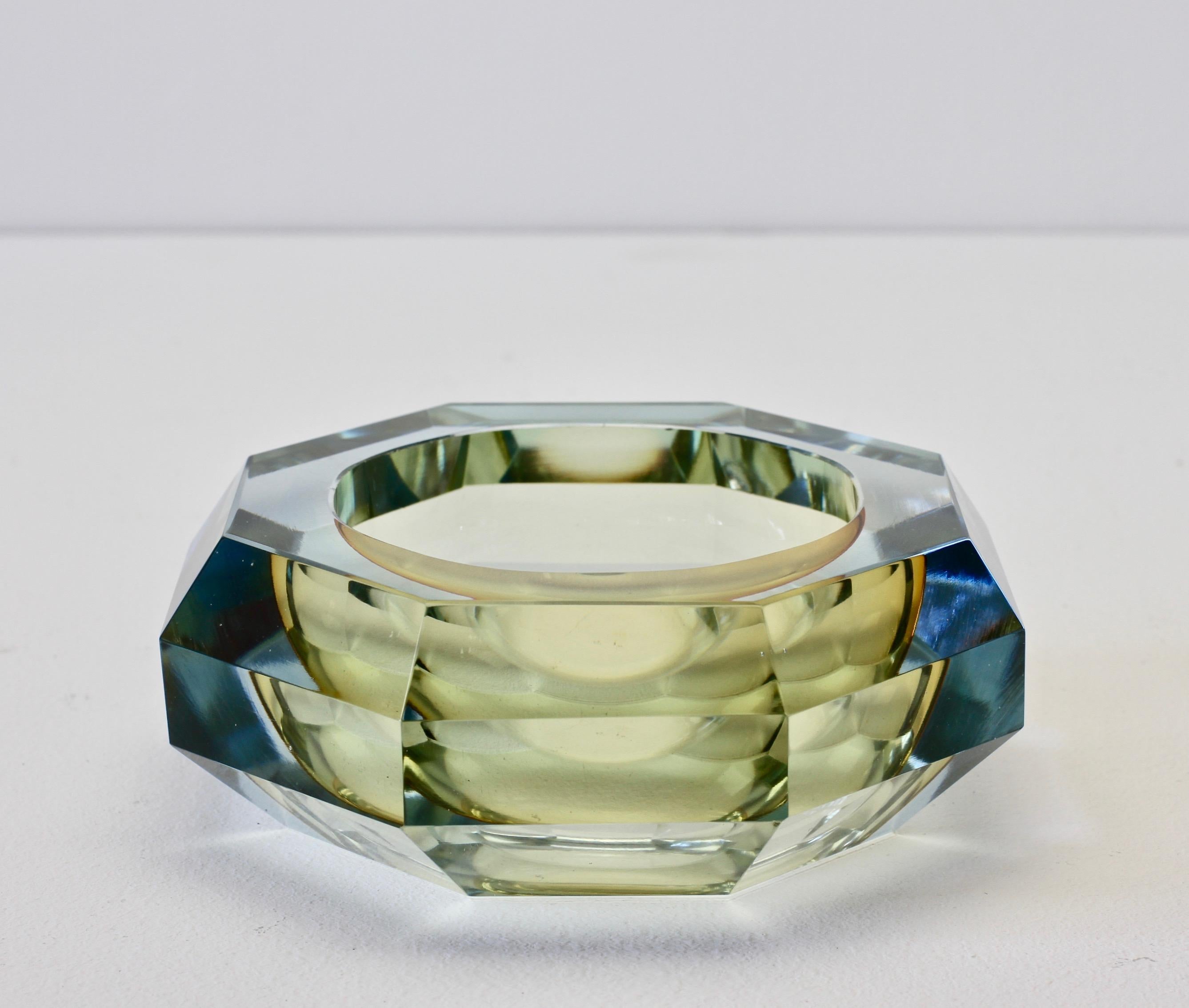 Italian Faceted Murano Sommerso Diamond Cut Glass Bowl Attributed to Mandruzzato