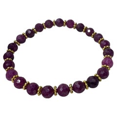 Perline di rubino naturale sfaccettato e perline d'oro 22k Mala