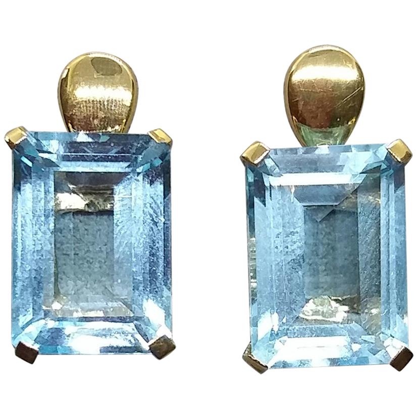 Faceted Octagon Shape Blue Topaz 14 Karat Yellow Gold Stud Earrings For Sale