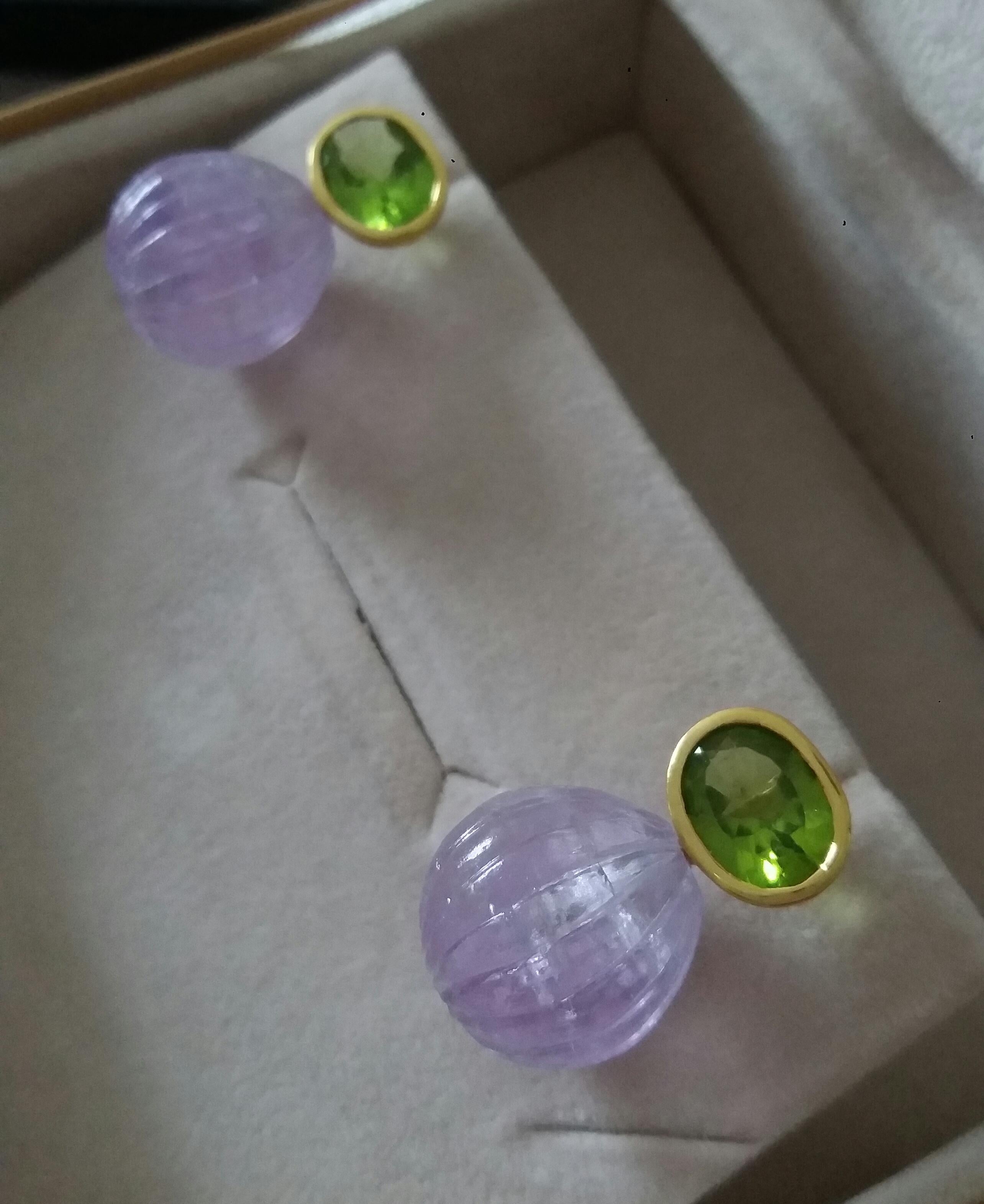 Facettierter ovaler Peridot Amethyst geschnitzte runde Tropfen 14 Karat Gelbgold Ohrringe im Angebot 5