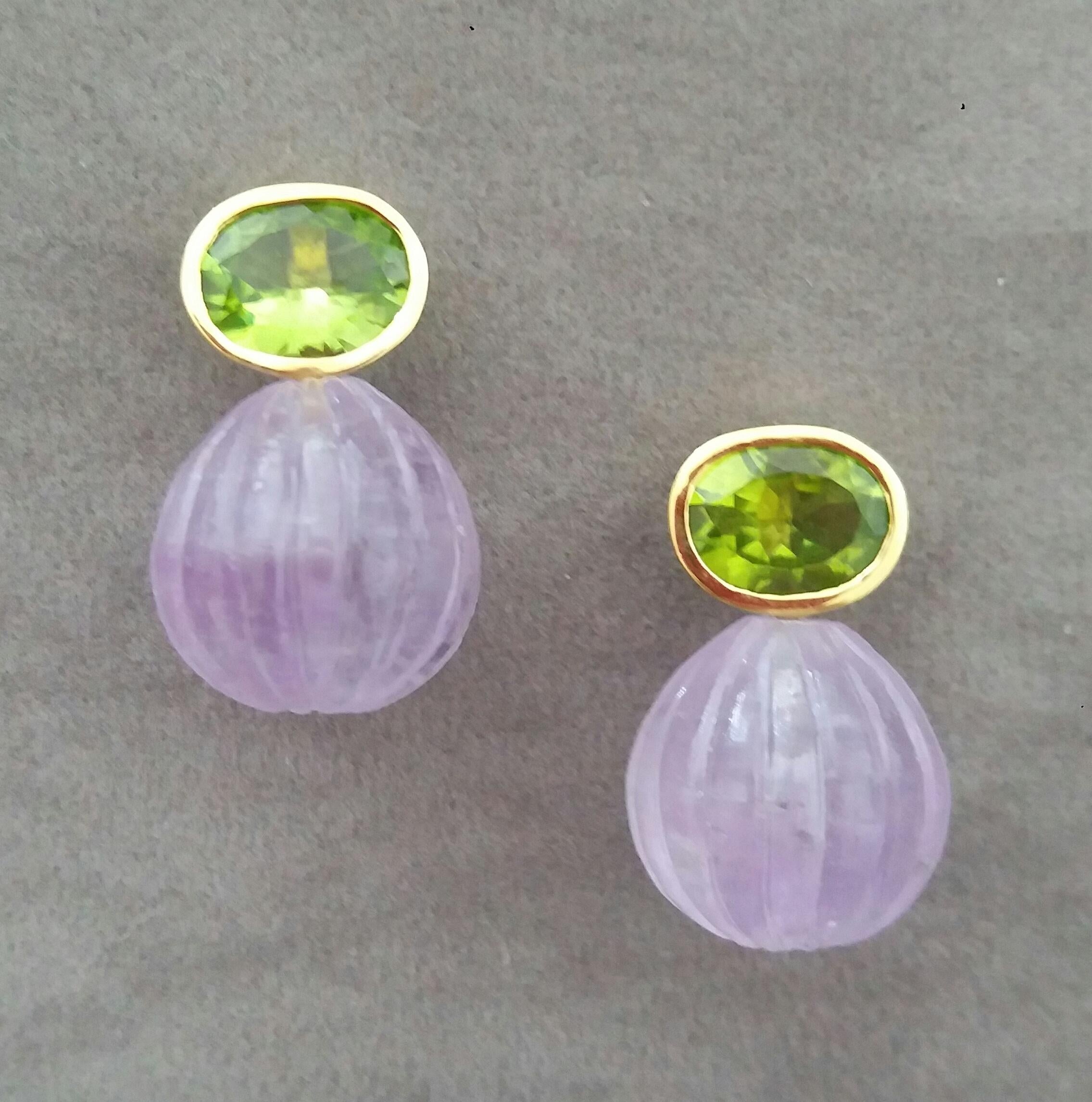 Contemporary Faceted Oval Peridot Amethyst Carved Round Drops 14 Karat Yellow Gold Earrings For Sale