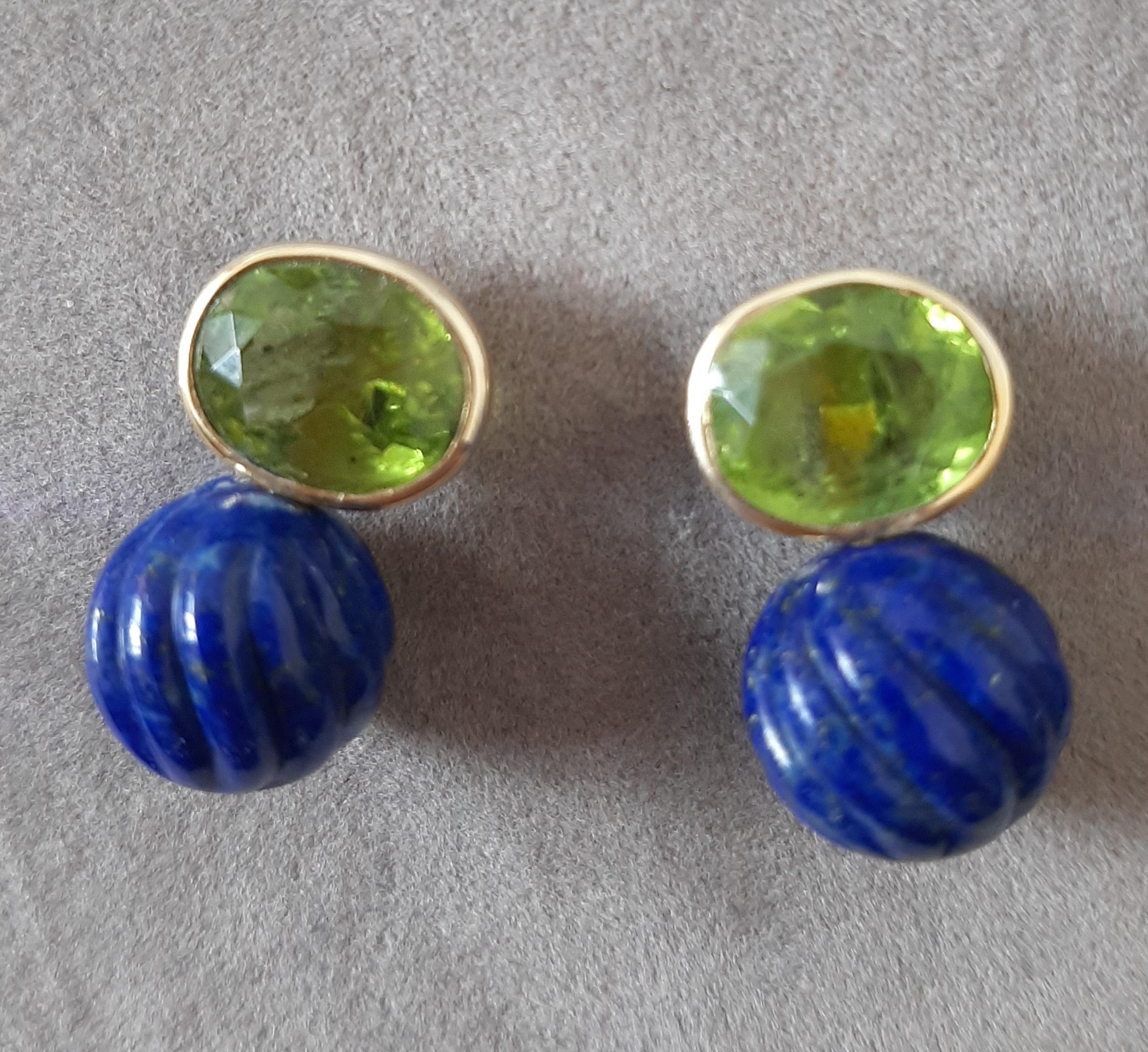 Faceted Oval  Peridot  LapisLazuli Round Carved Beads 14 Karat Solid Yellow Gold For Sale 3