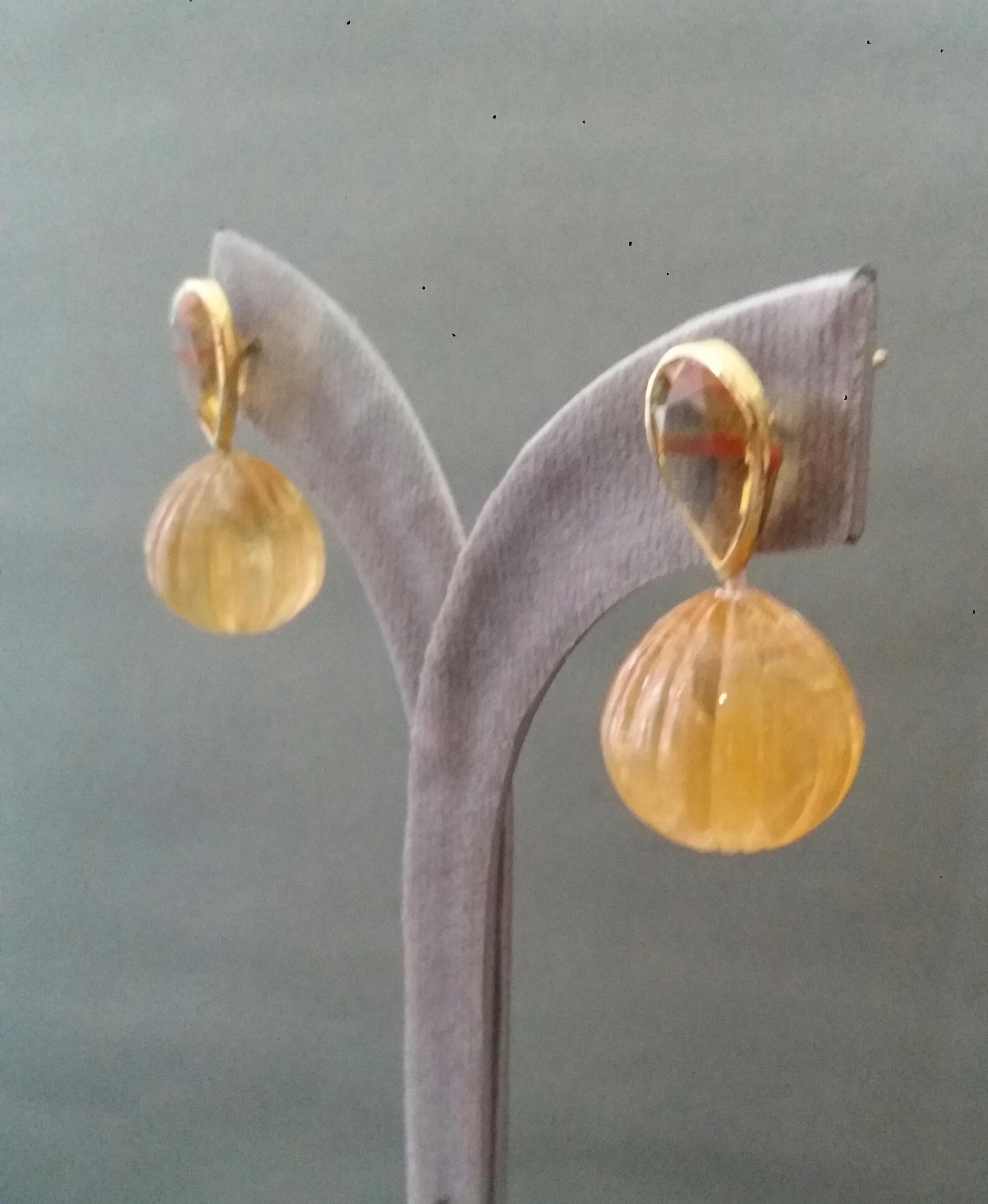 Faceted Pear Shape Citrine Gold Bezel Engraved Citrine Round Drops Stud Earrings For Sale 7