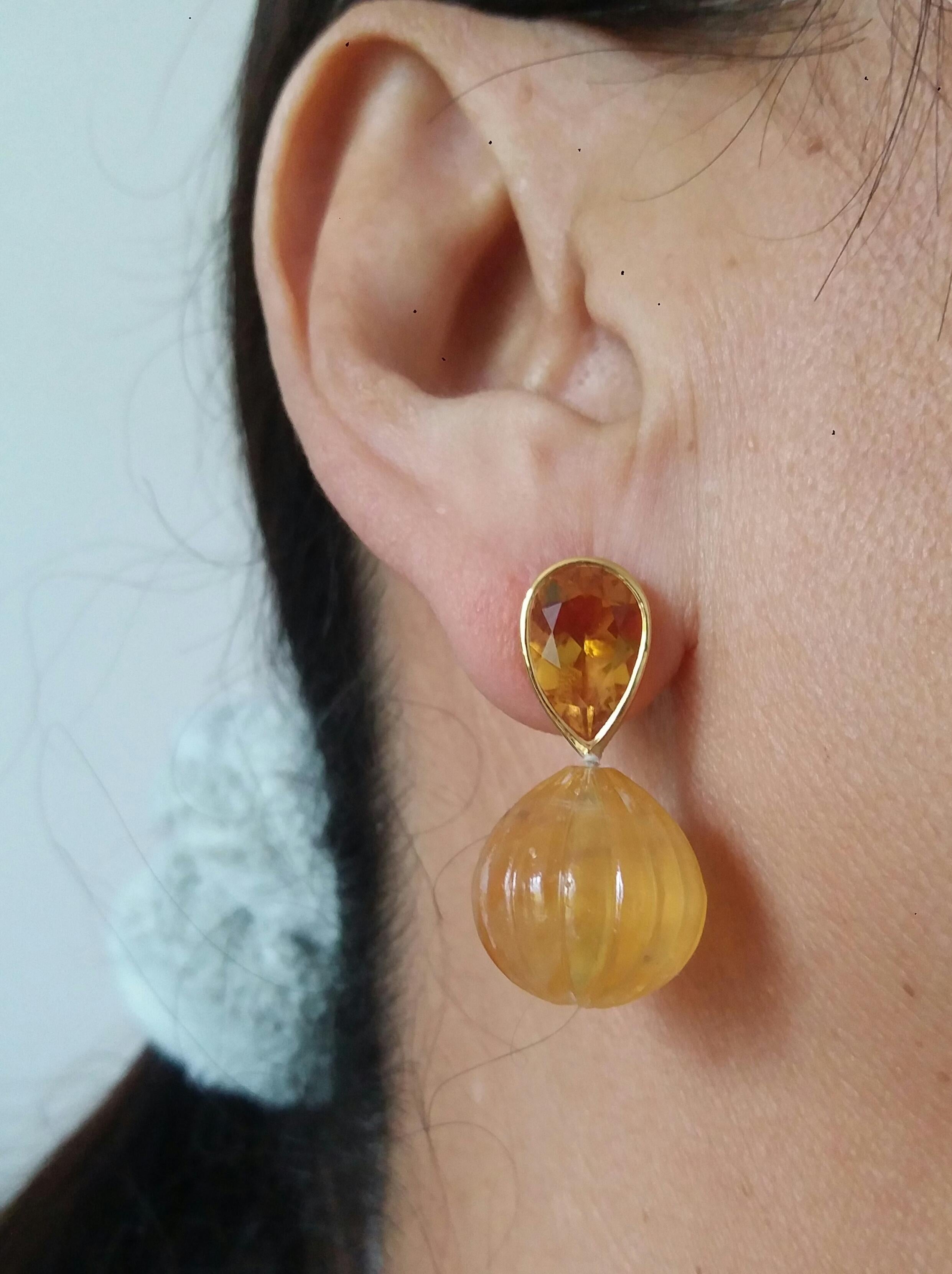 Faceted Pear Shape Citrine Gold Bezel Engraved Citrine Round Drops Stud Earrings For Sale 8
