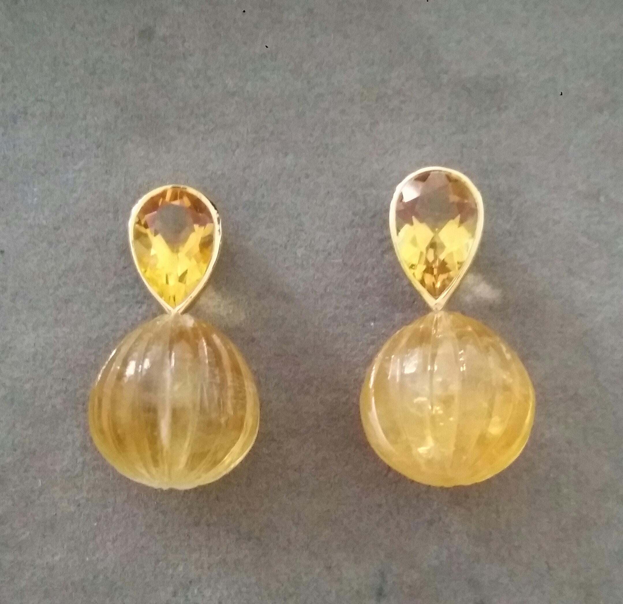 Facettierte birnenförmige Citrin Gold Lünette eingraviert Citrin Runde Tropfen Ohrstecker (Zeitgenössisch) im Angebot