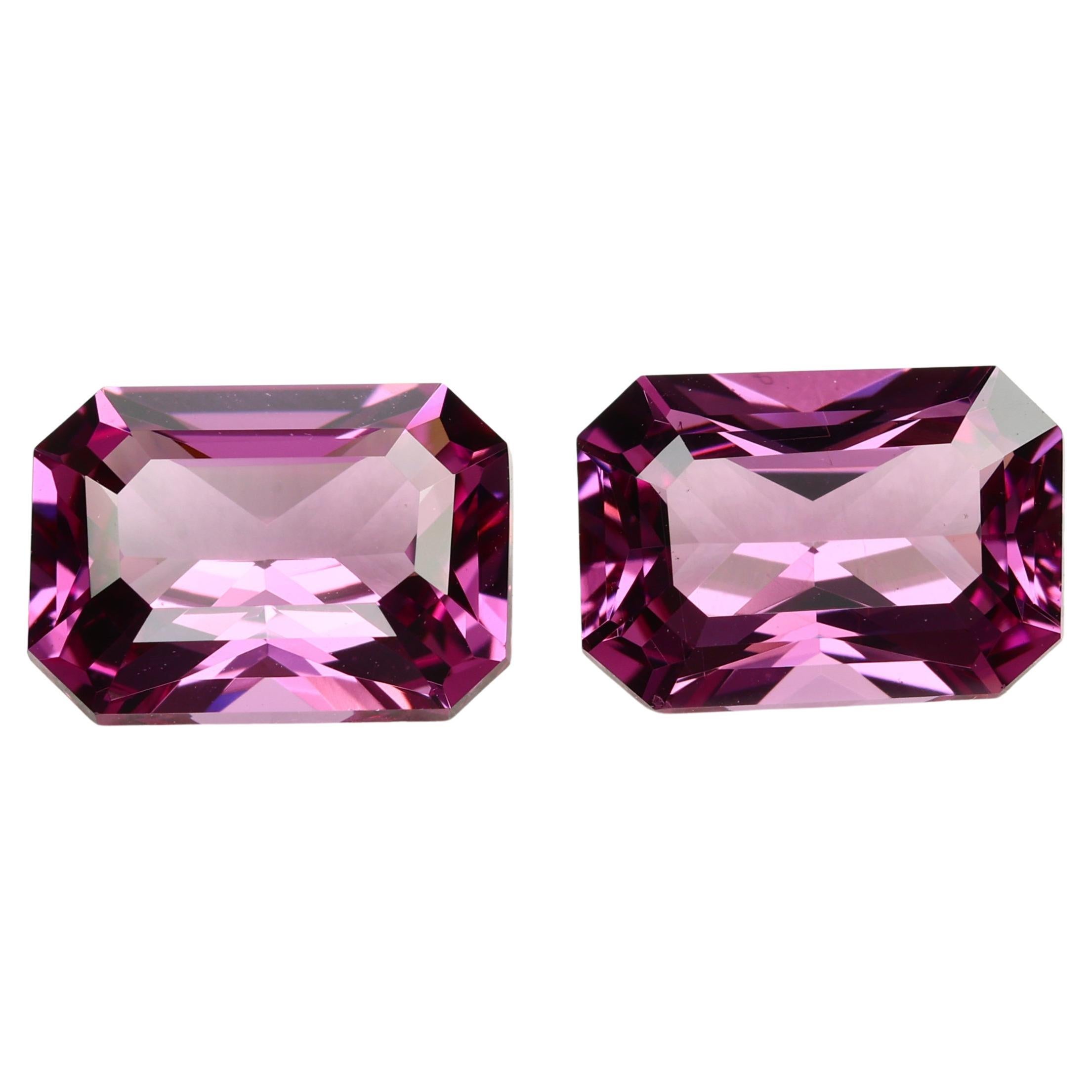 Faceted purple garnet pair, 3.67 cts For Sale