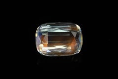 Piedra lunar facetada brillo arco iris, 3,35 cts