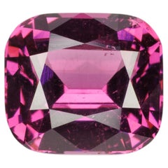 Faceted rhodolite garnet, 3.64 cts