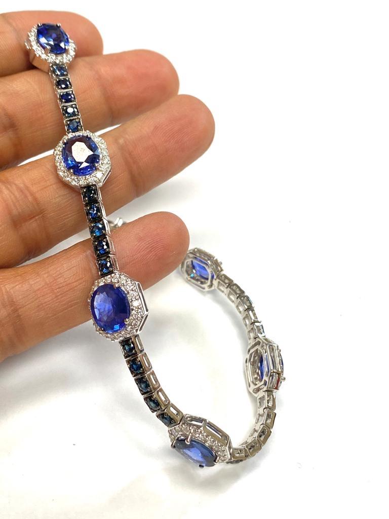 Oval Cut Goshwara Sapphire and Diamond Bracelet For Sale