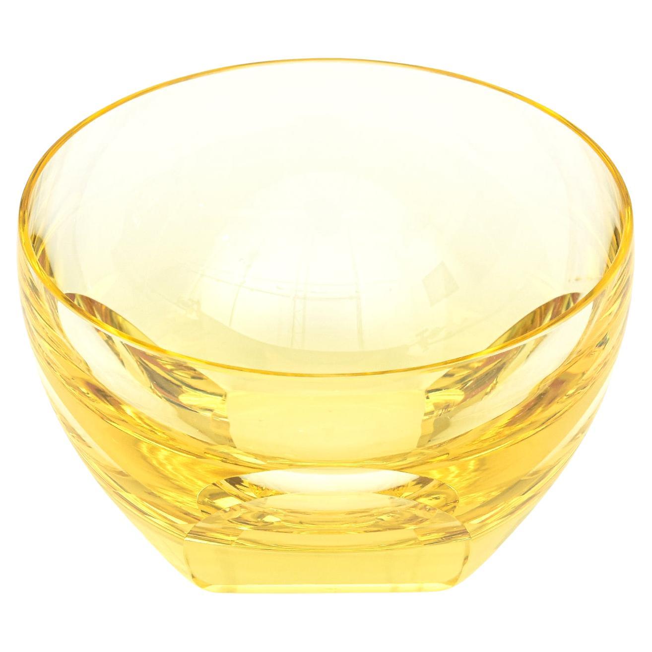 Ciotola in vetro giallo sfaccettato firmata Mozer, vintage Barware in vendita