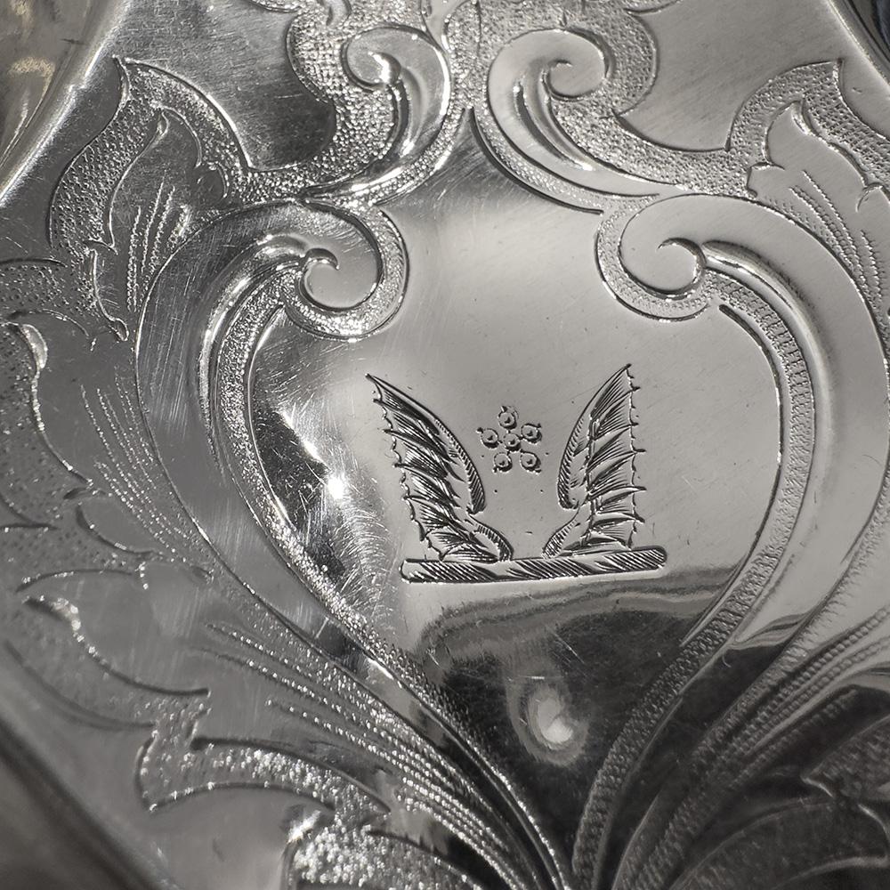 Faceted Teapot engraved Flowers Joseph Angell, 752g Silver, London 1841 For Sale 2