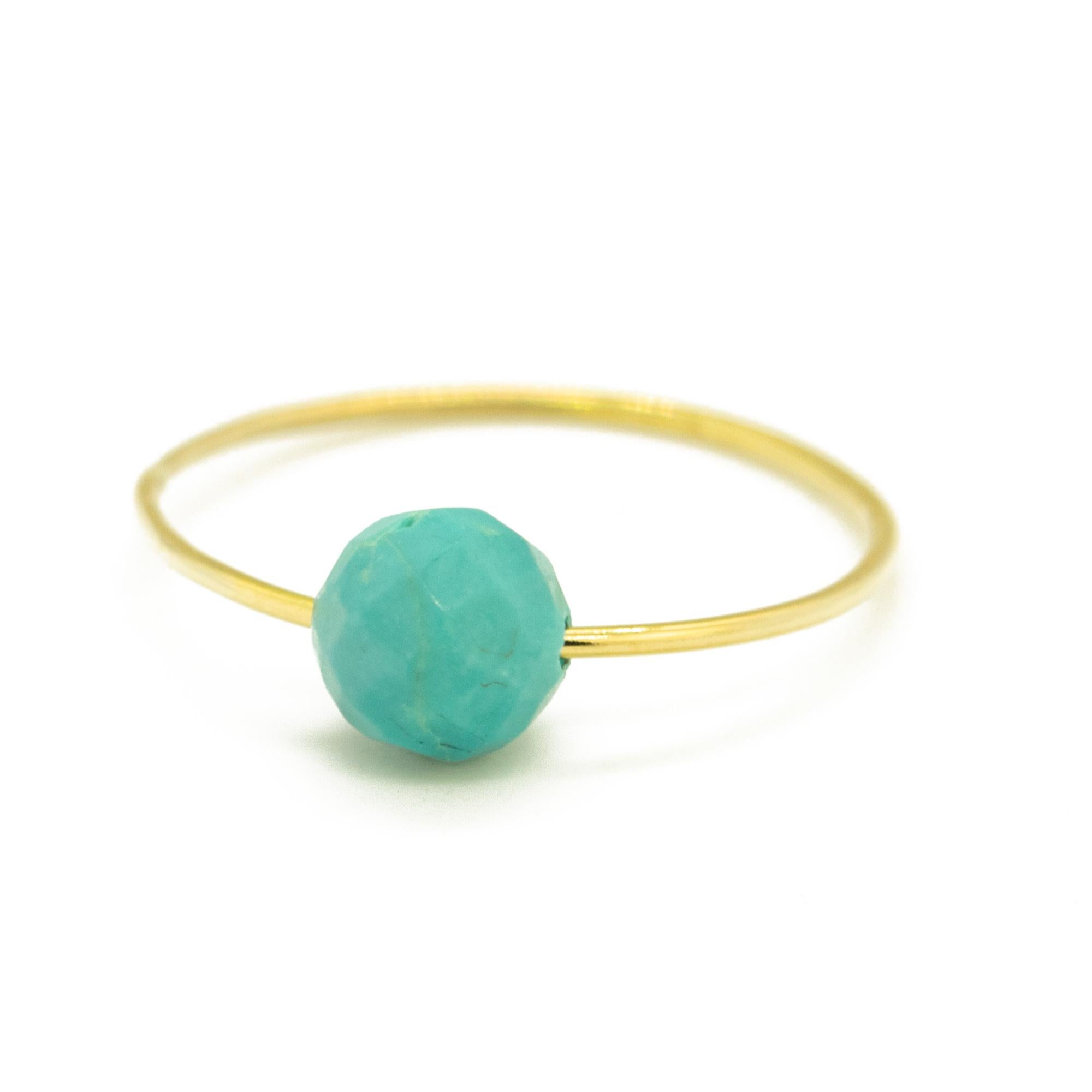 Moderne Bague à anneau Planet Boho Chic en or jaune 18 carats avec turquoise facettée Intini Jewels en vente