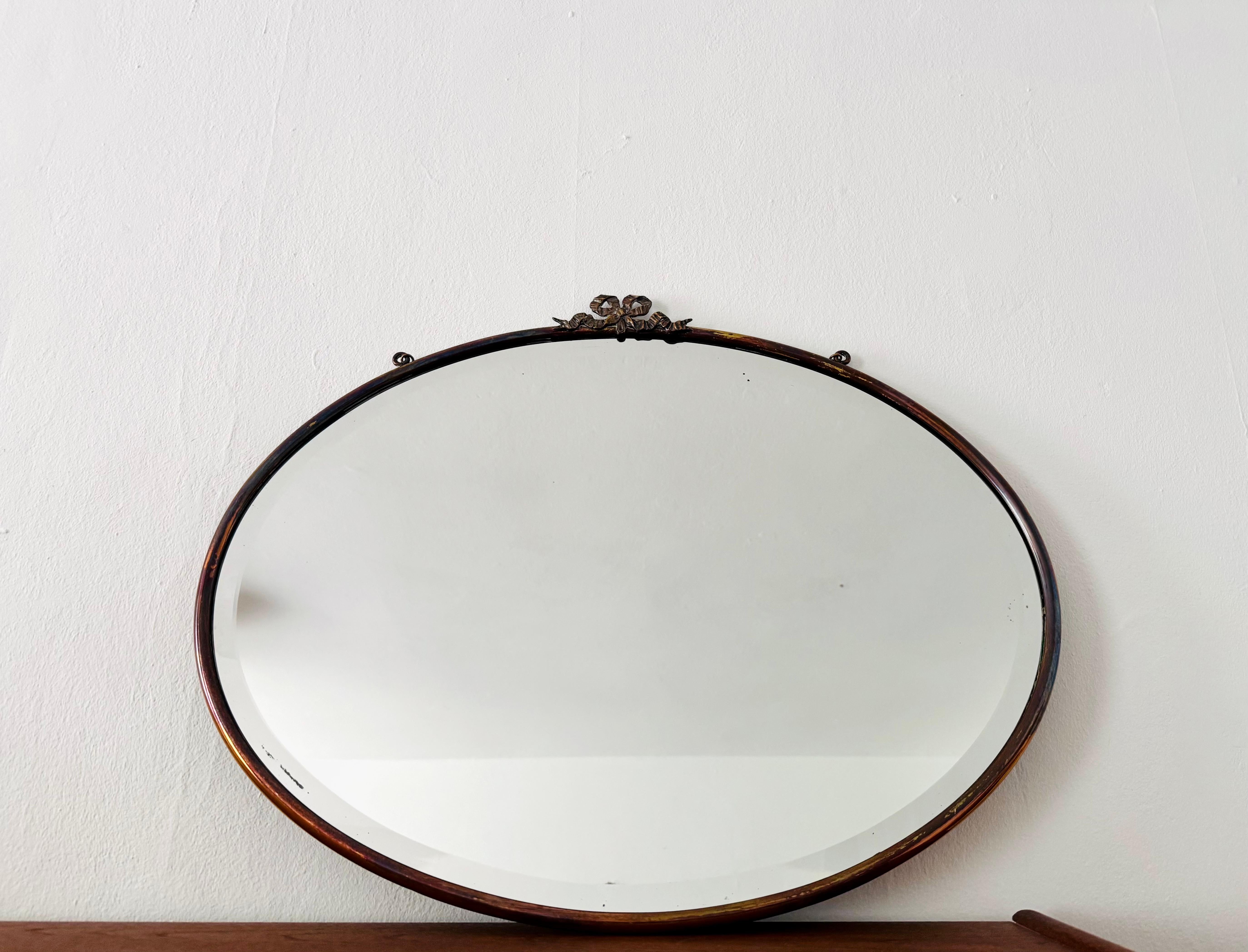 Allemand Miroir mural à facettes en vente