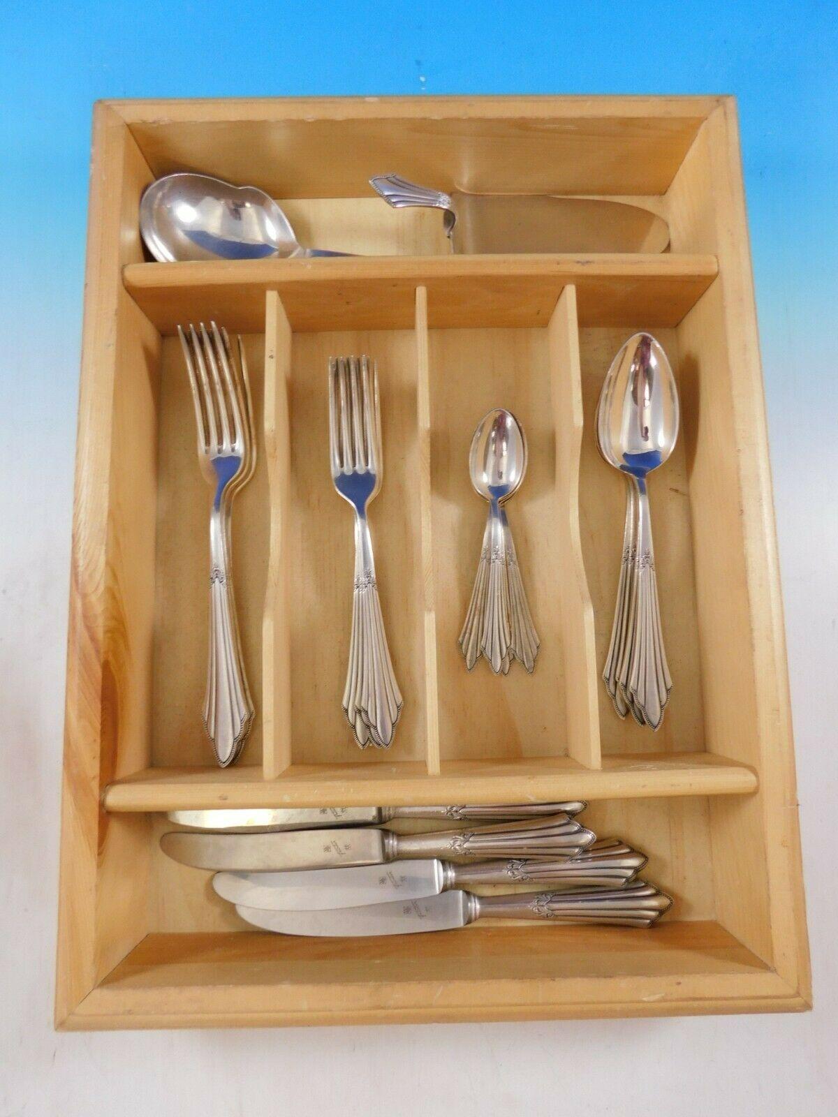 Facher by WMF silverplated German flatware set - 22 pieces. This is the silverplated version of the sterling Fan pattern by WMF. This set includes:

4 dinner forks, 8