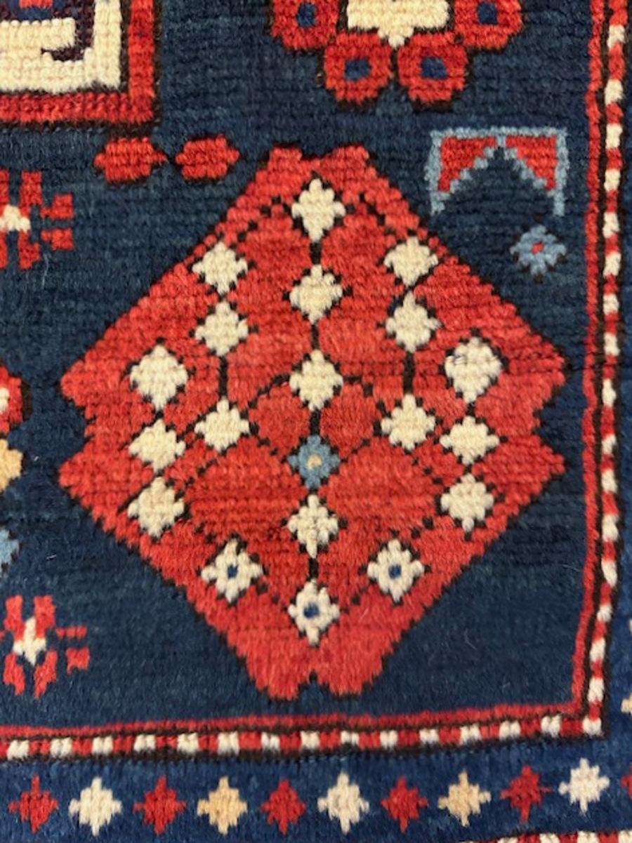 Fachralo Kazak-Teppich (Handgewebt) im Angebot