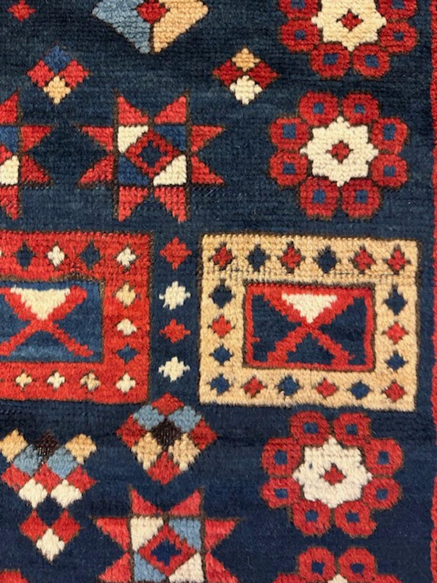 Fachralo Kazak-Teppich (Wolle) im Angebot