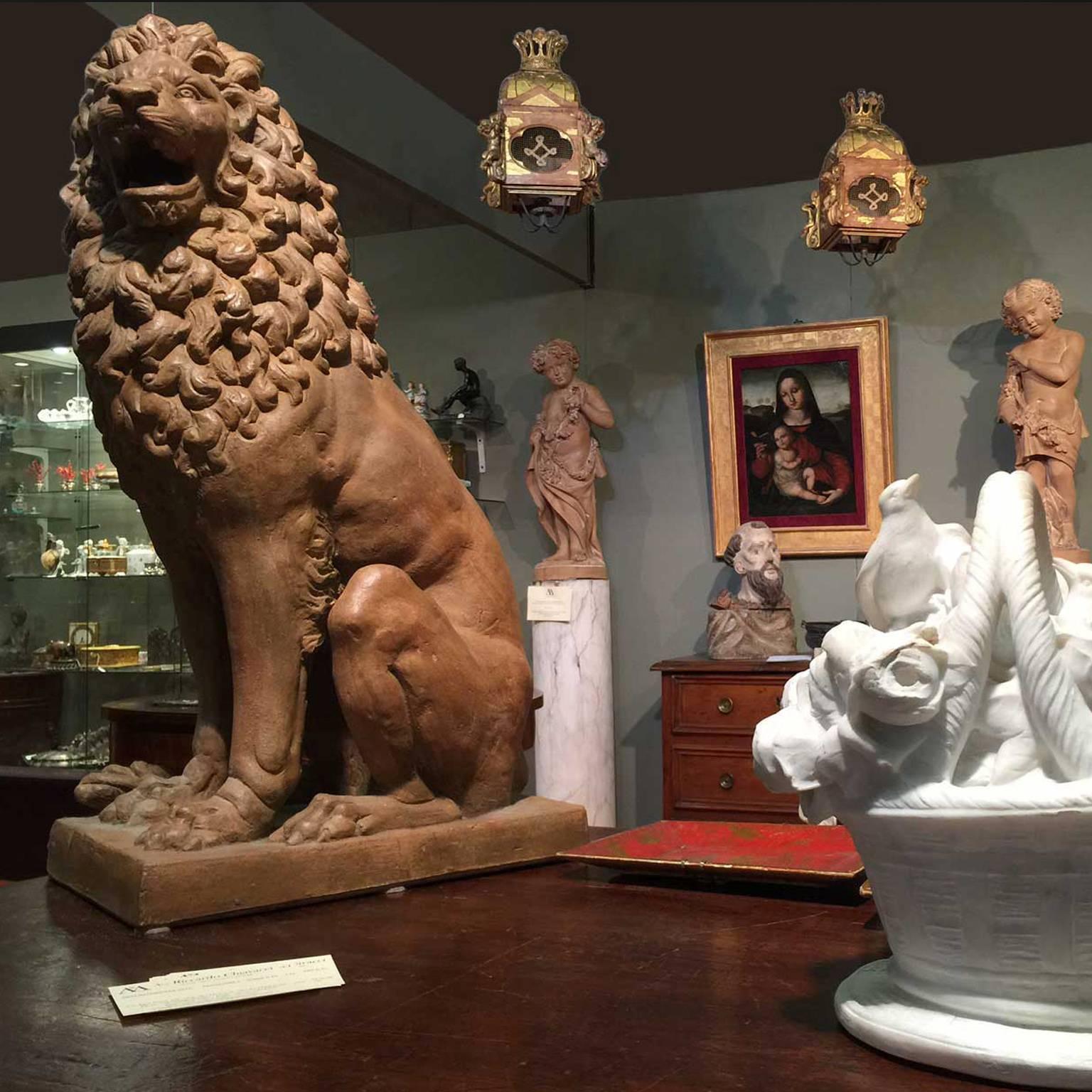 Facing Pair of Early 19th Century Tuscan Terracotta Lion Sculptures For Sale 3