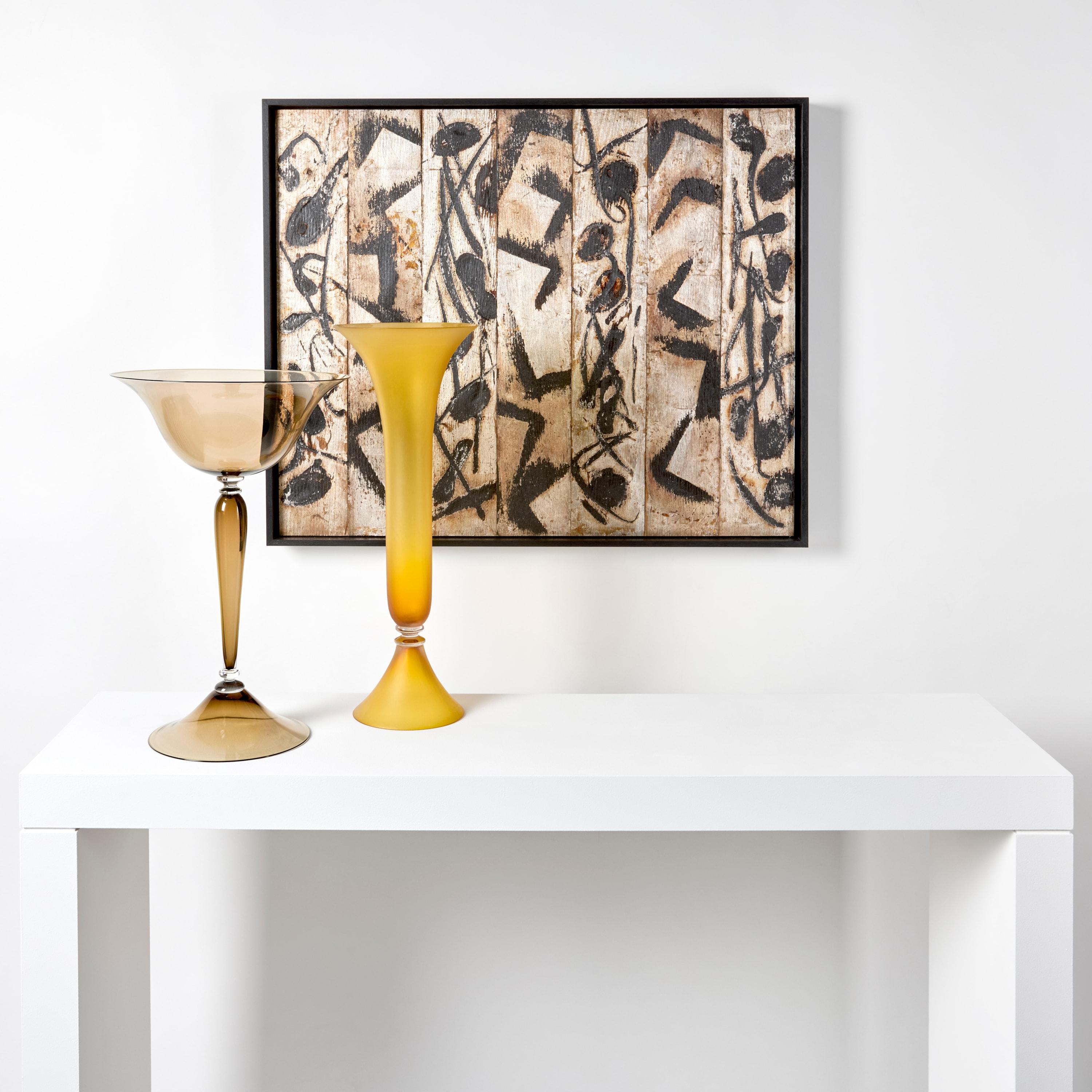 Façon de Venise in Bronze, ein mundgeblasenes Glasgefäß von Simon Moore im Zustand „Neu“ im Angebot in London, GB