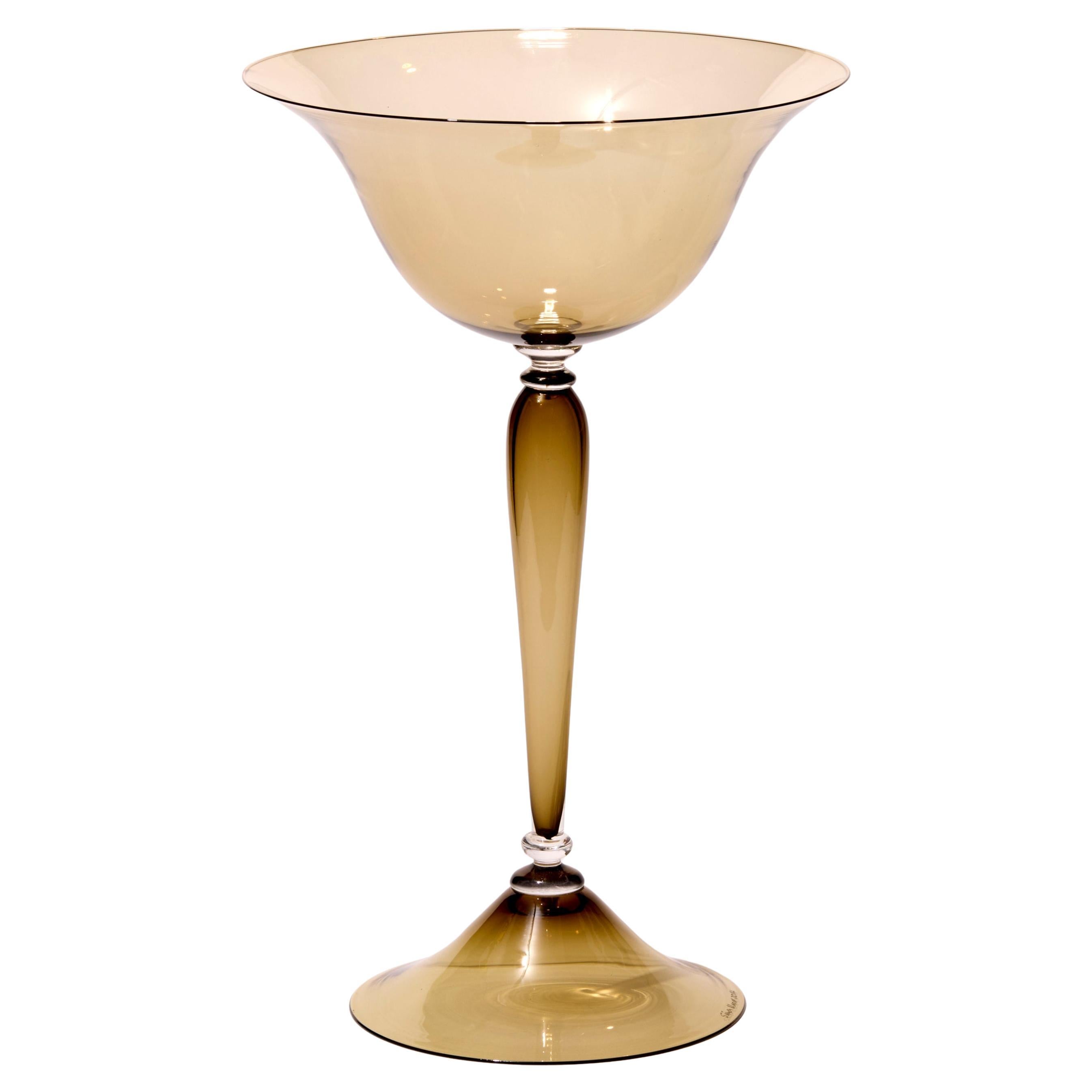 Façon de Venise en bronze, un récipient en verre soufflé d'A.A. Moore