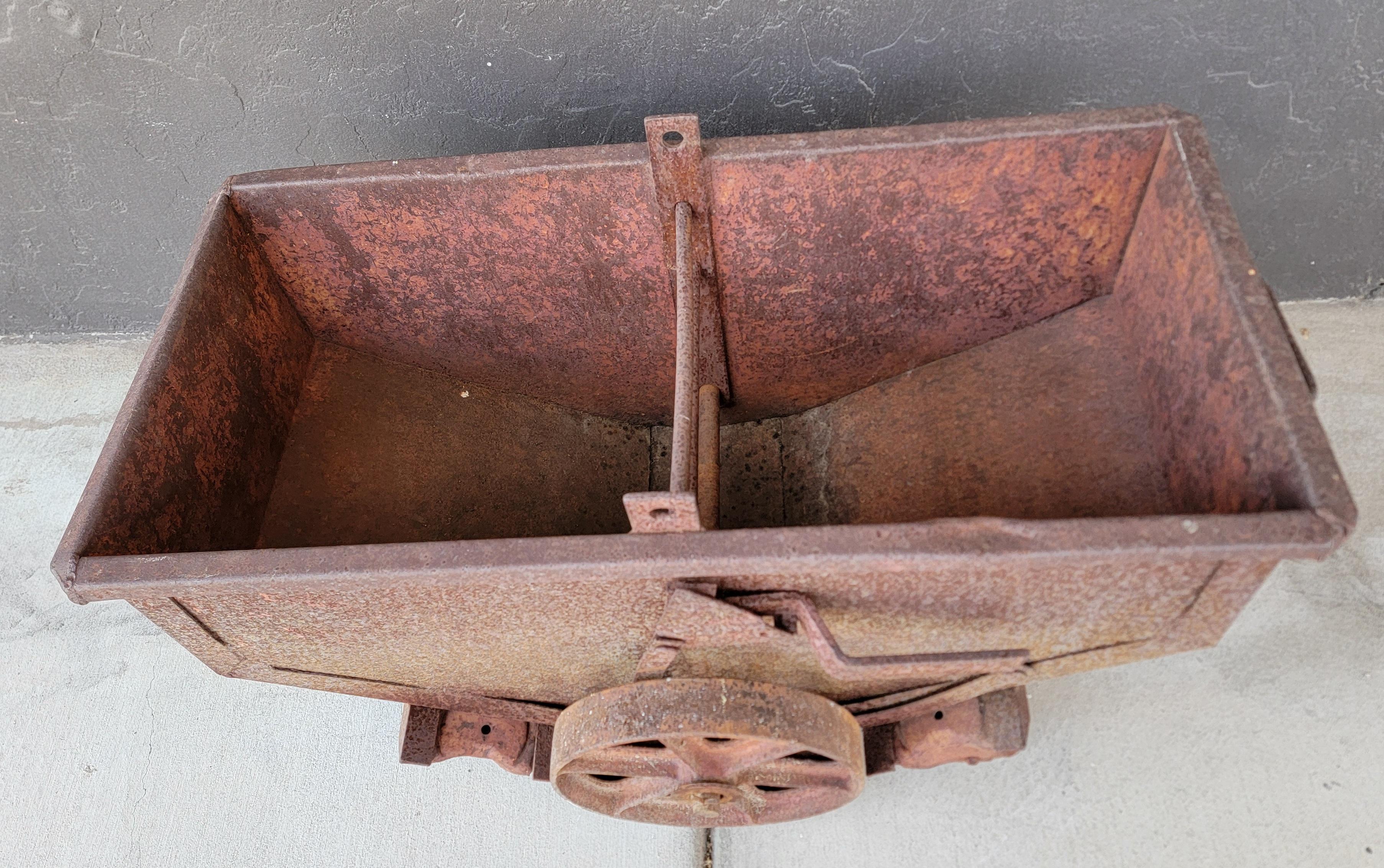 Factory or Ore Industrial Cart 19th Century For Sale 1