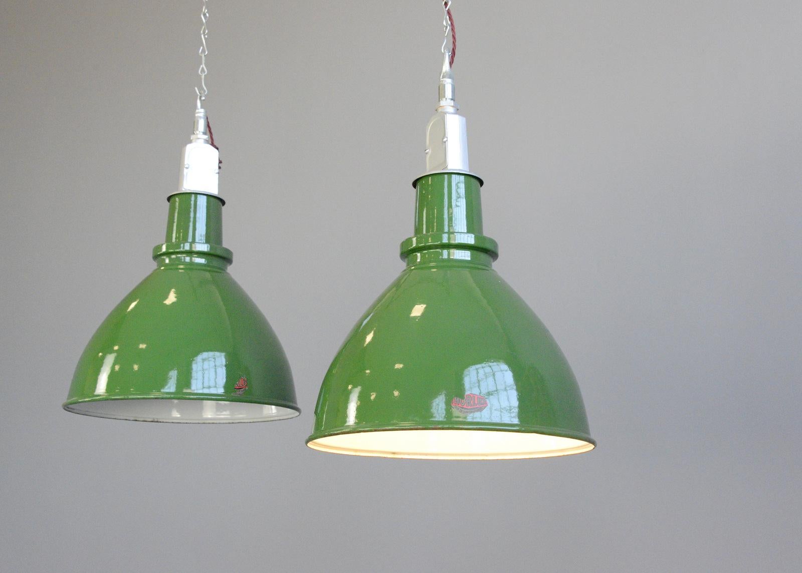 - Price is per light
- Vitreous green enamel shades
- White enamel inner reflectors
- Twist off tops
- Takes E27 fitting bulbs
- Comes with 100cm of red twist cable
- Comes with chain and ceiling hook
- Made by Thorlux
- English, 1950s
-