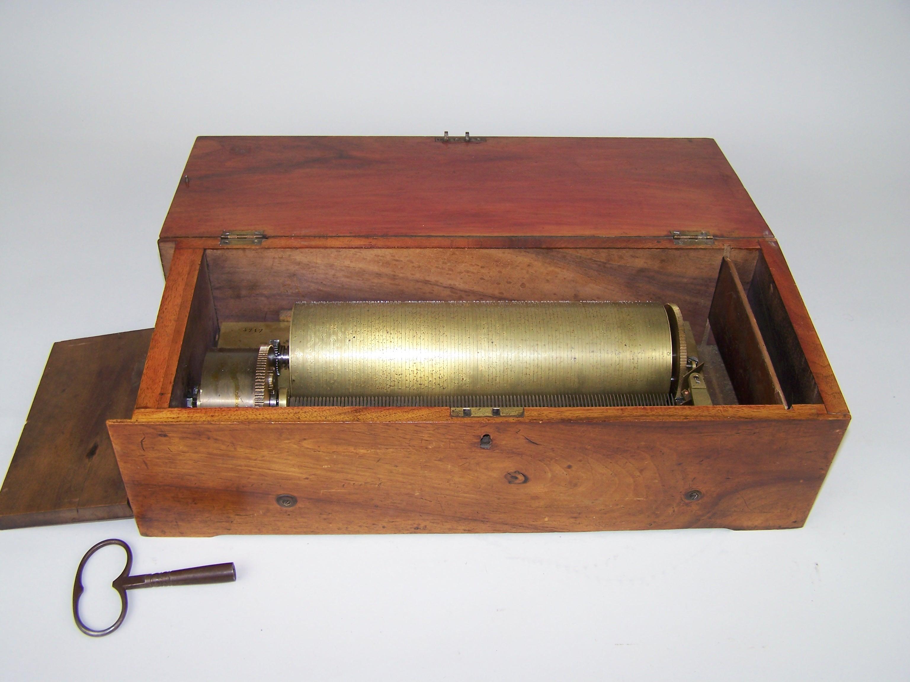 19th Century Fad cylinder Music Box playing 2 per Turn For Sale