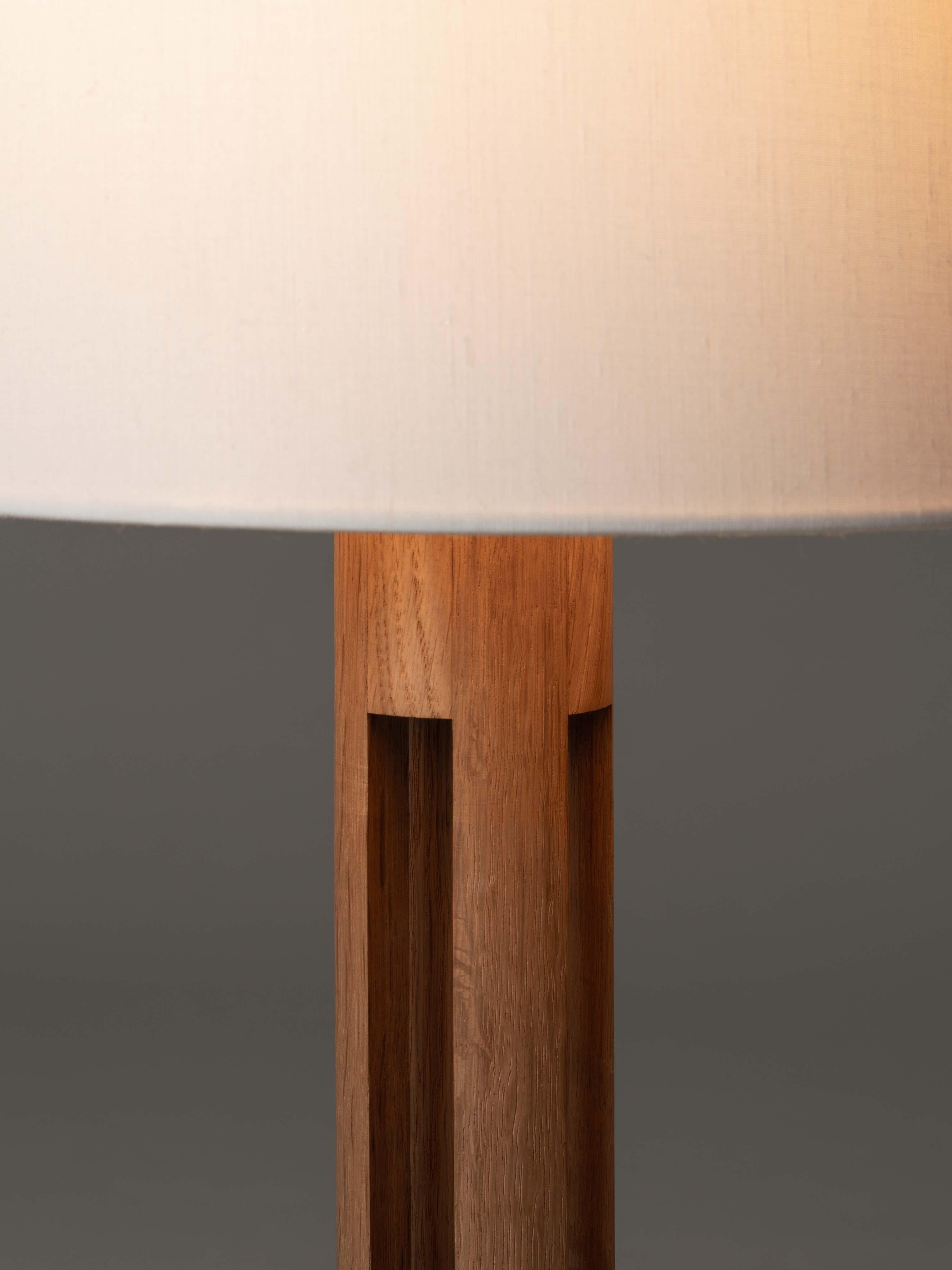 Espagnol Lampe de table FAD de Miguel Milá en vente