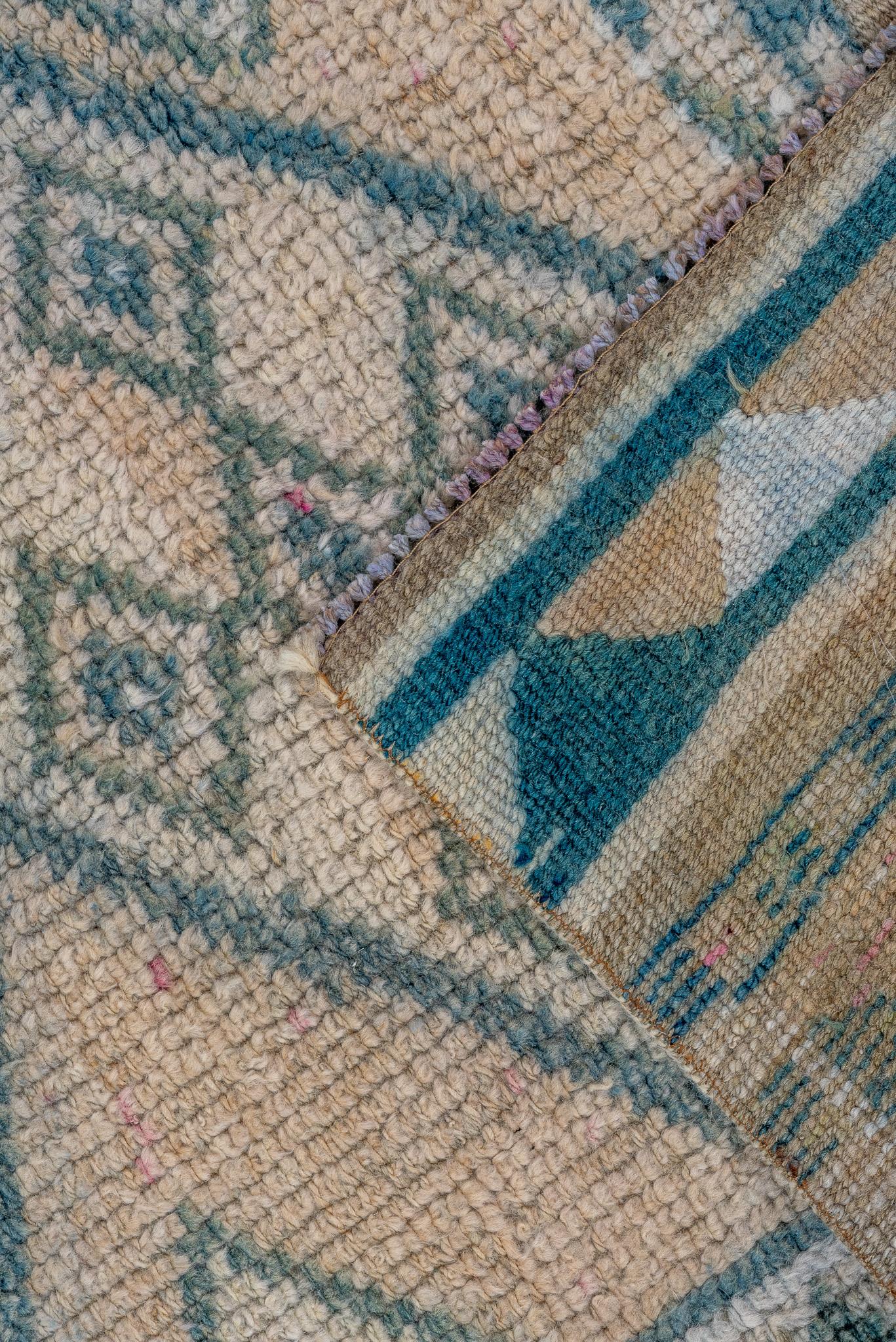 20th Century Faded Cantelope and Seamoss Blue Oushak For Sale