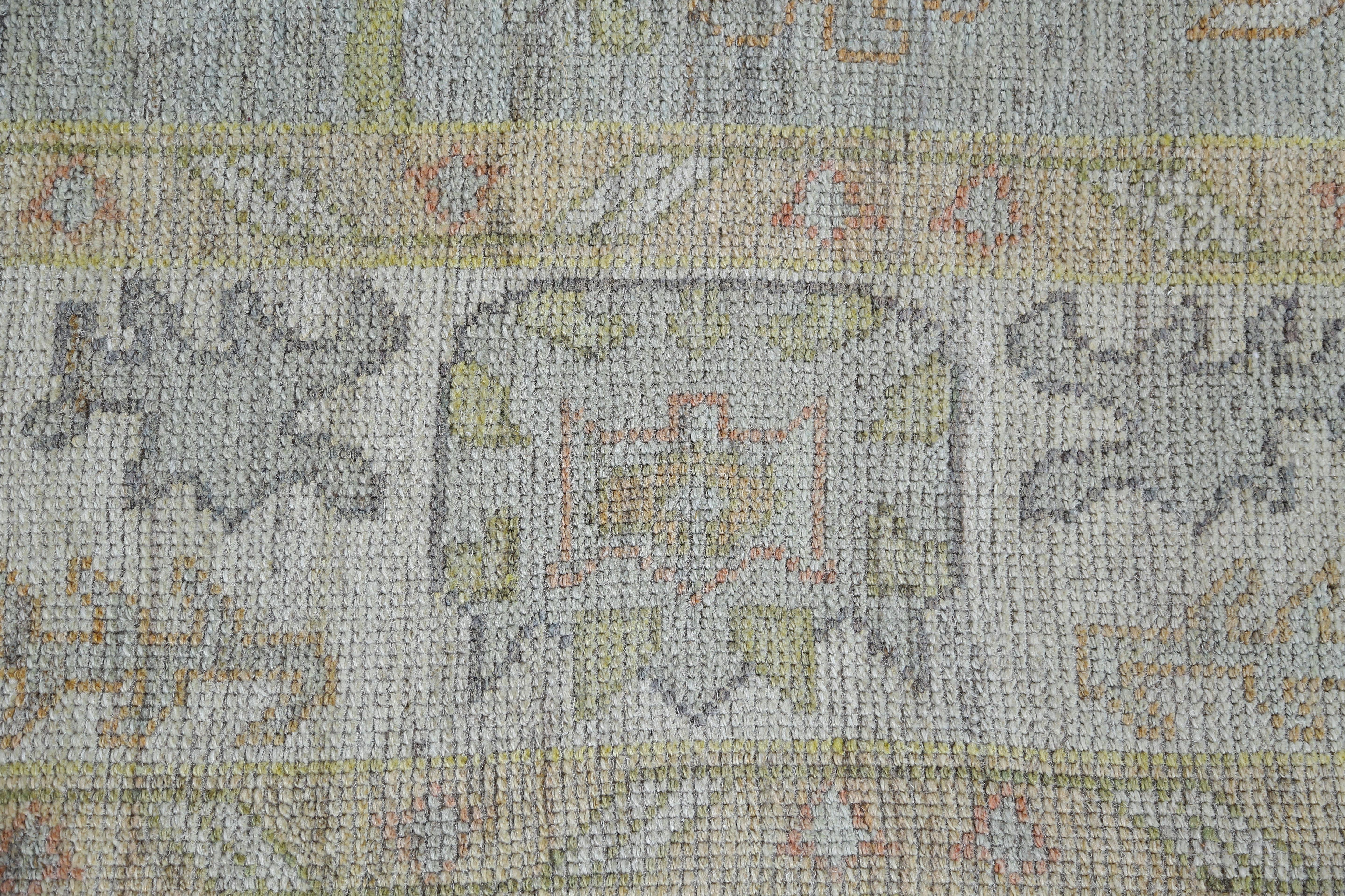 Afghanistan Oushak-Teppiche Circa 1990 - Wolle Elfenbein Hellblau Design - 95514 (Afghanisch) im Angebot