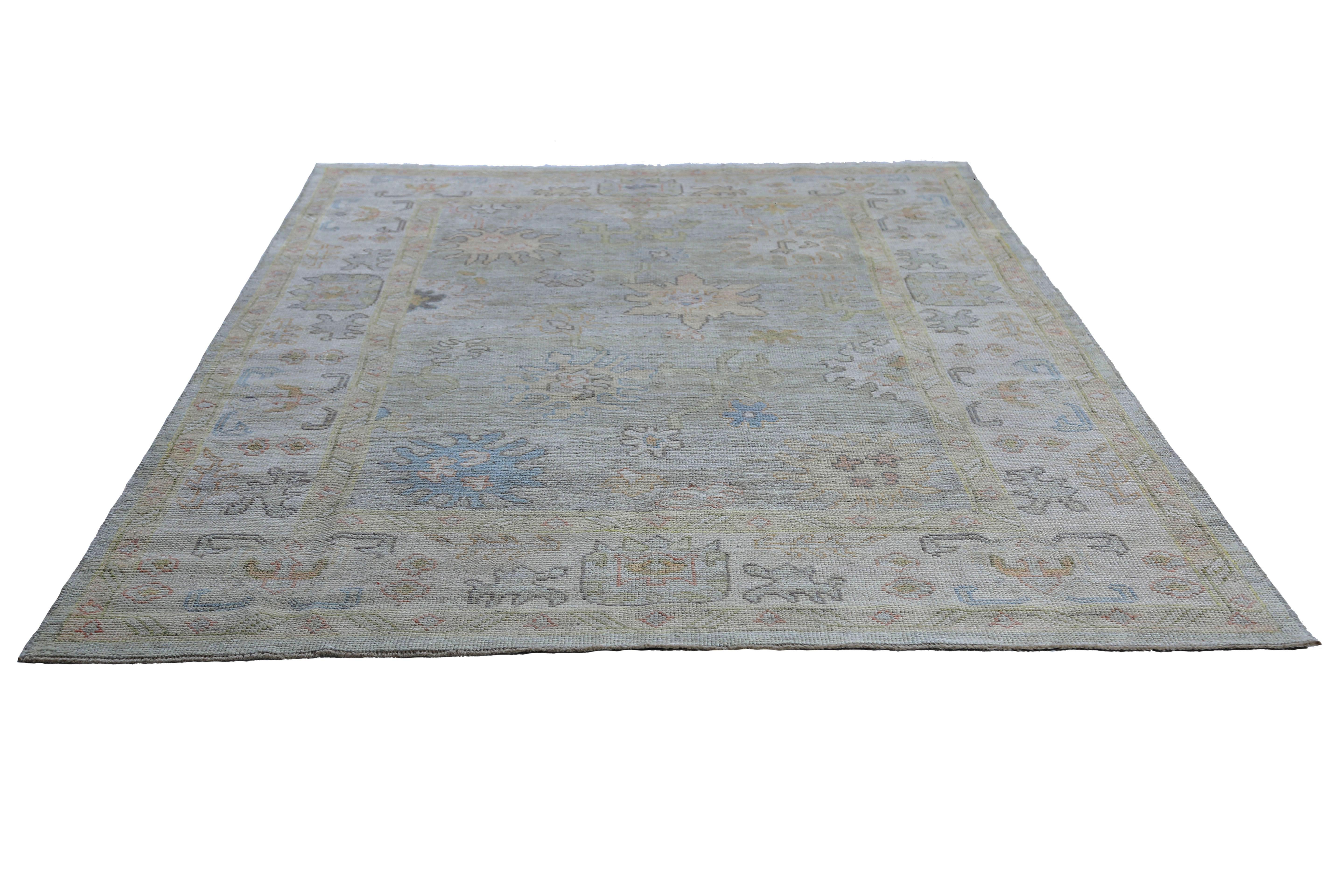 Afghanistan Oushak-Teppiche Circa 1990 - Wolle Elfenbein Hellblau Design - 95514 (20. Jahrhundert) im Angebot