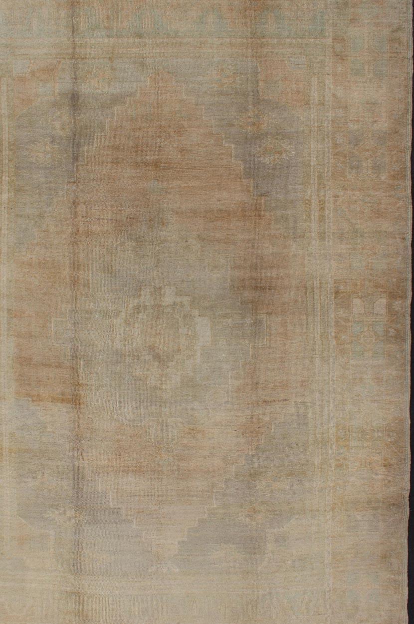 Hand-Knotted Faded Vintage Turkish Oushak Medallion Rug in Taupe, Tan, Gray