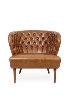 Fado Armchair, Upholstery in Leather, Real Capitoné, Wrapped Feet