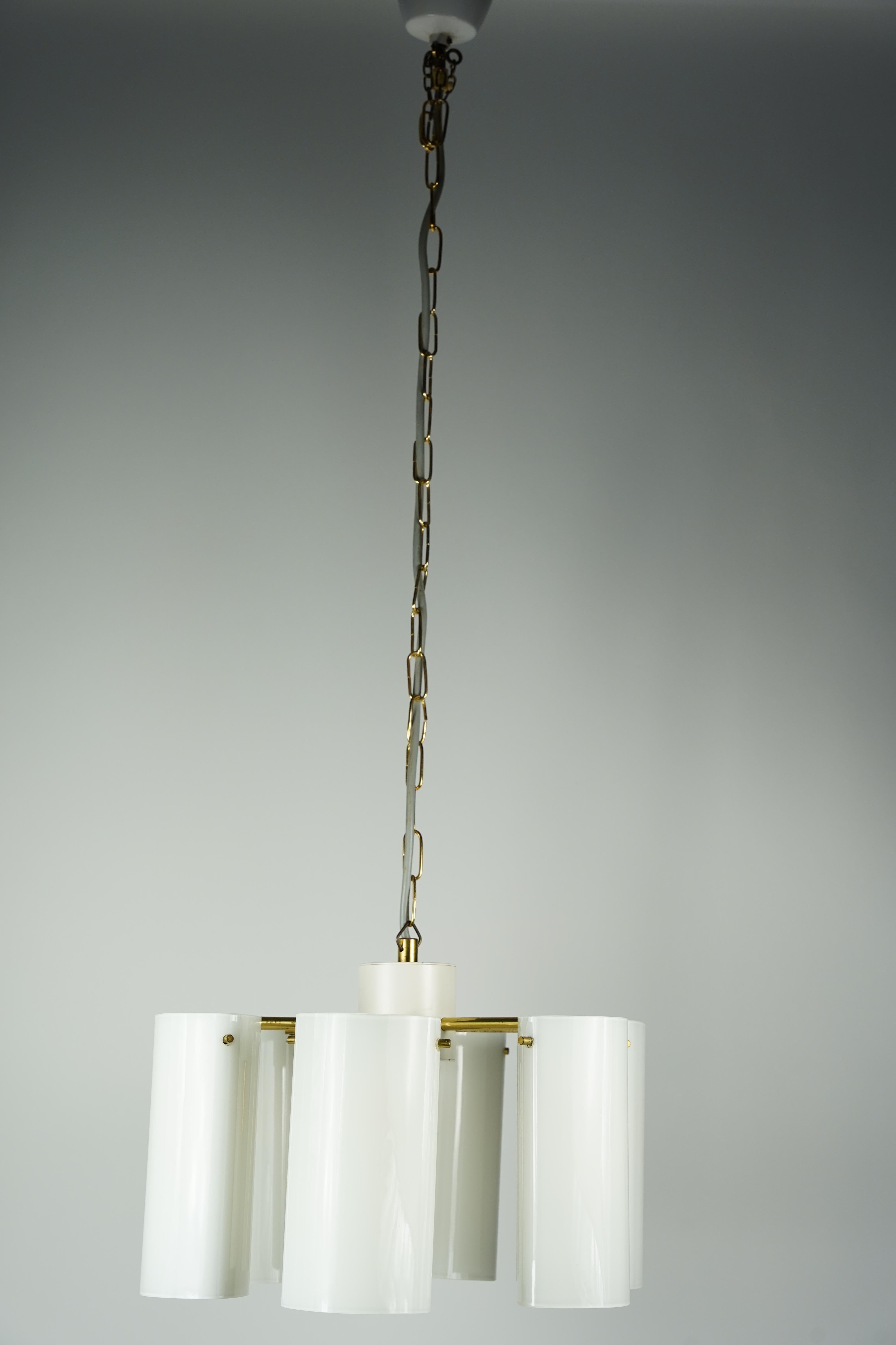 Fagerhult chandelier Glass and Brass, Sweden, 1960 For Sale 3