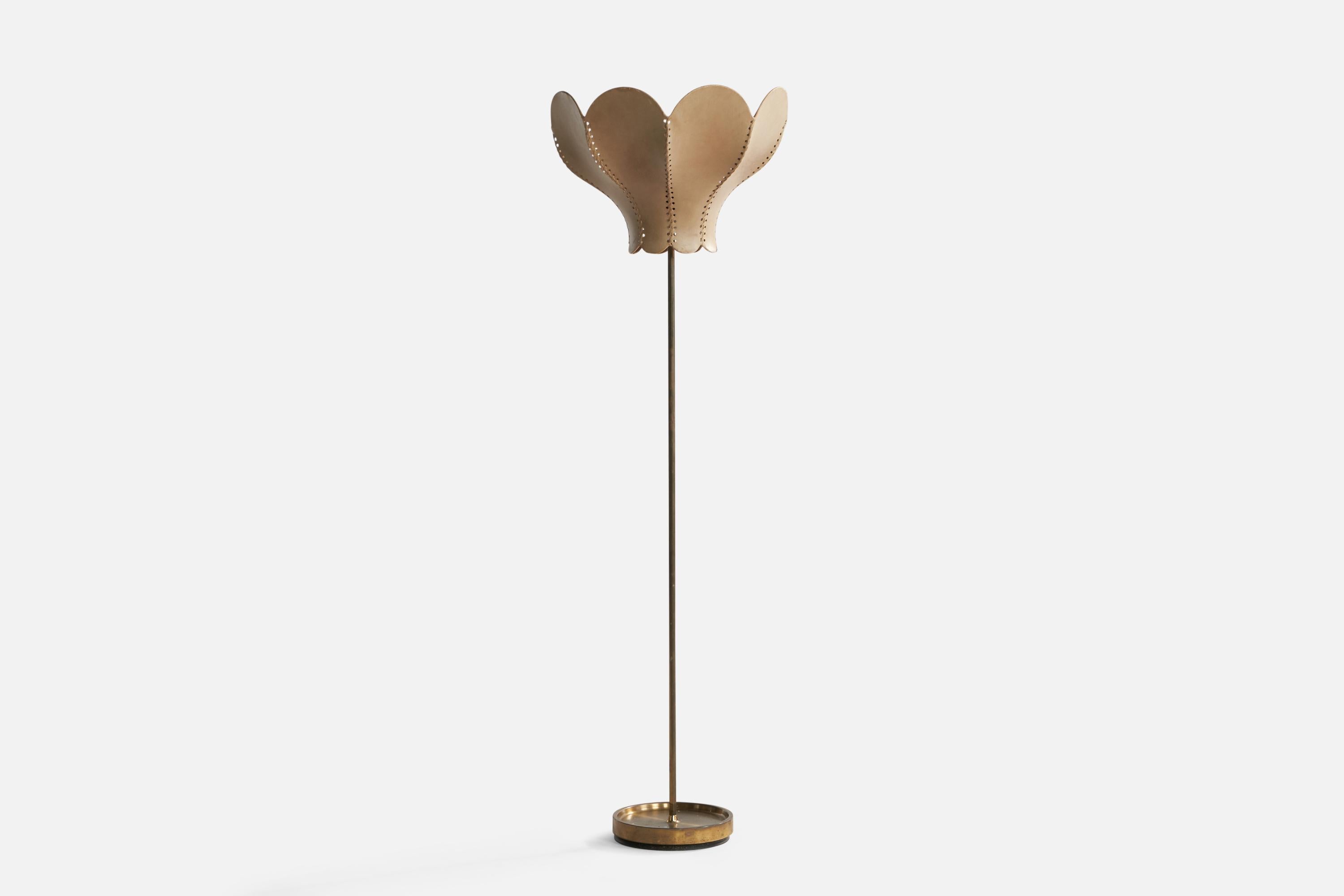 A brass and beige leather floor lamp designed and produced by Fagerhults Belysning, Sweden, 1960s.

Overall Dimensions (inches): 60.35” H x 18.5” Diameter. Stated dimensions include shade.
Bulb Specifications: E-26 Bulb
Number of Sockets: 1
All