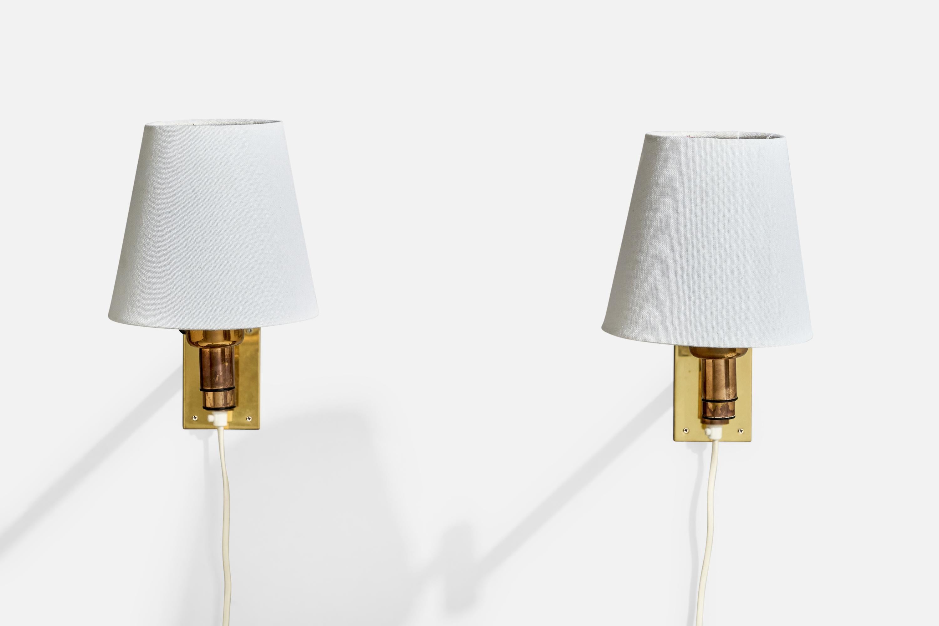 Fagerhults, Wall Lights, Brass, Fabric, Sweden, 1980s In Good Condition For Sale In High Point, NC