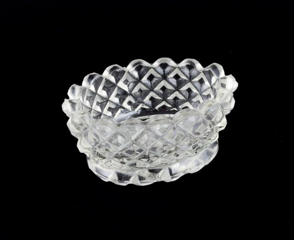 Fåglavik Glasbruk (1874-1980), Sweden. Six glass salt cellars. Mid-20th C. In Excellent Condition For Sale In Copenhagen, DK