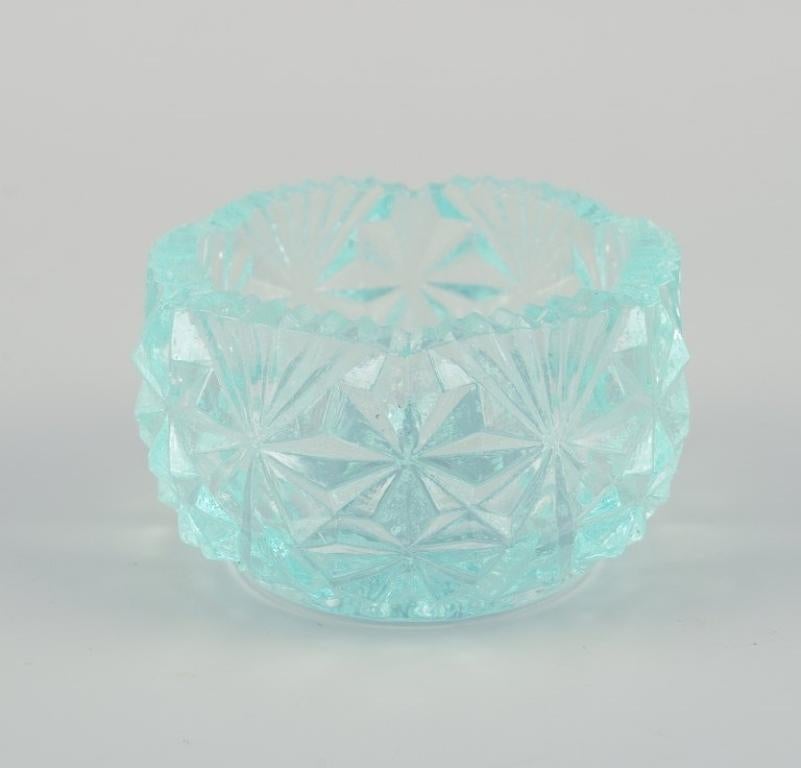 Fåglavik Glasbruk. Six salières en verre bleu Milieu du 20e siècle. en vente 2
