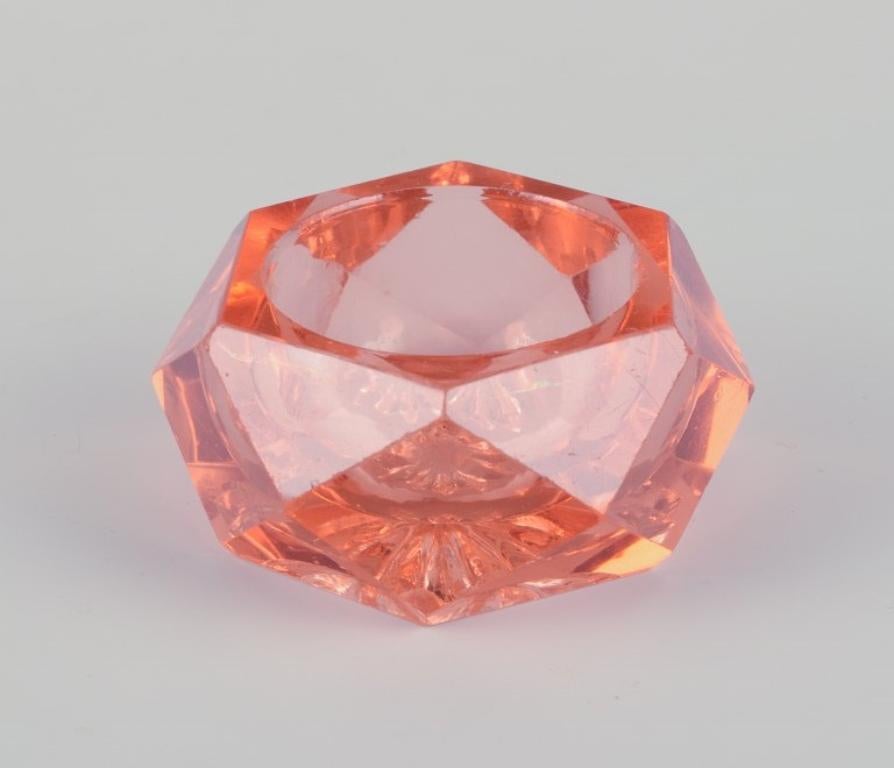 Fåglavik Glasbruk, Schweden. Sechs Salzkeller aus rosa/orangefarbenem Glas. im Angebot 2