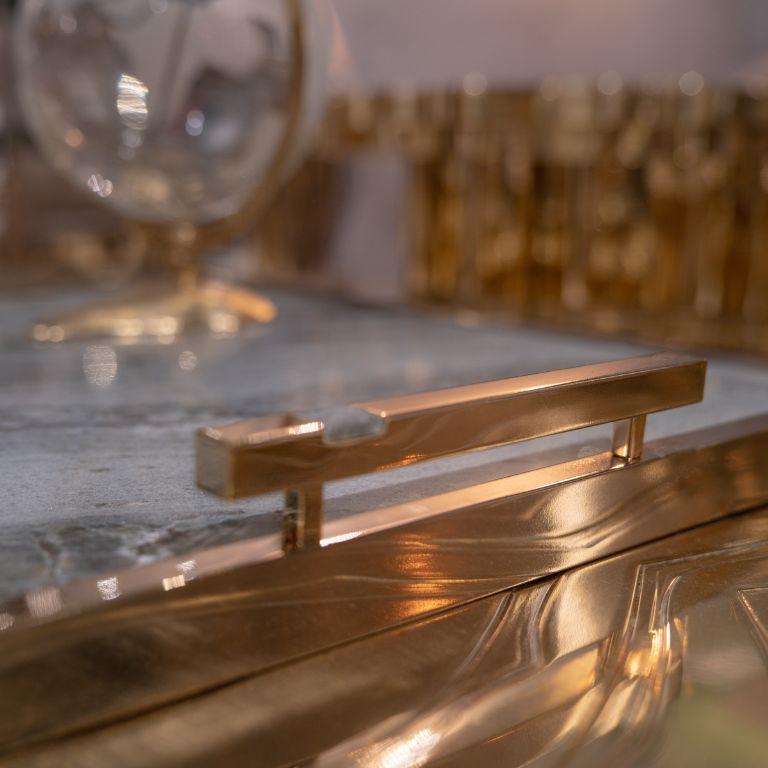Contemporary Fahari Large Tray in Marble and Gold – Elegant Luxury Serveware For Sale